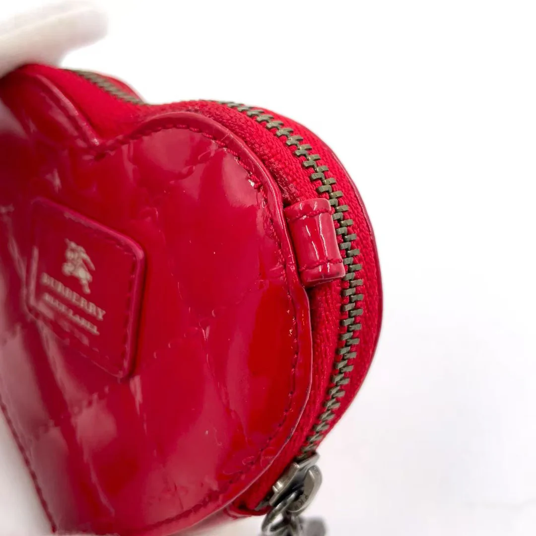 Burberry Pouch herzförmig