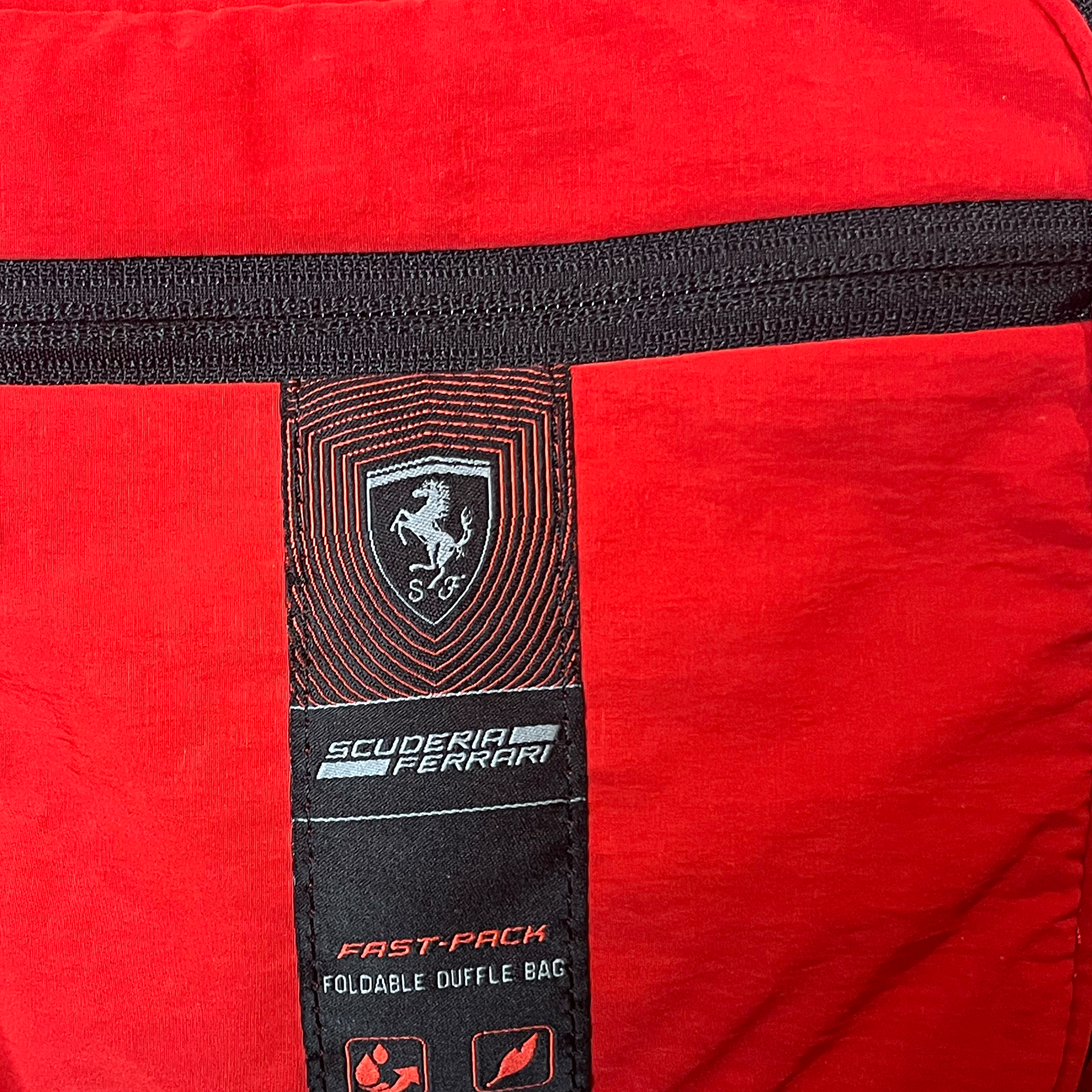 Ferrari Tasche