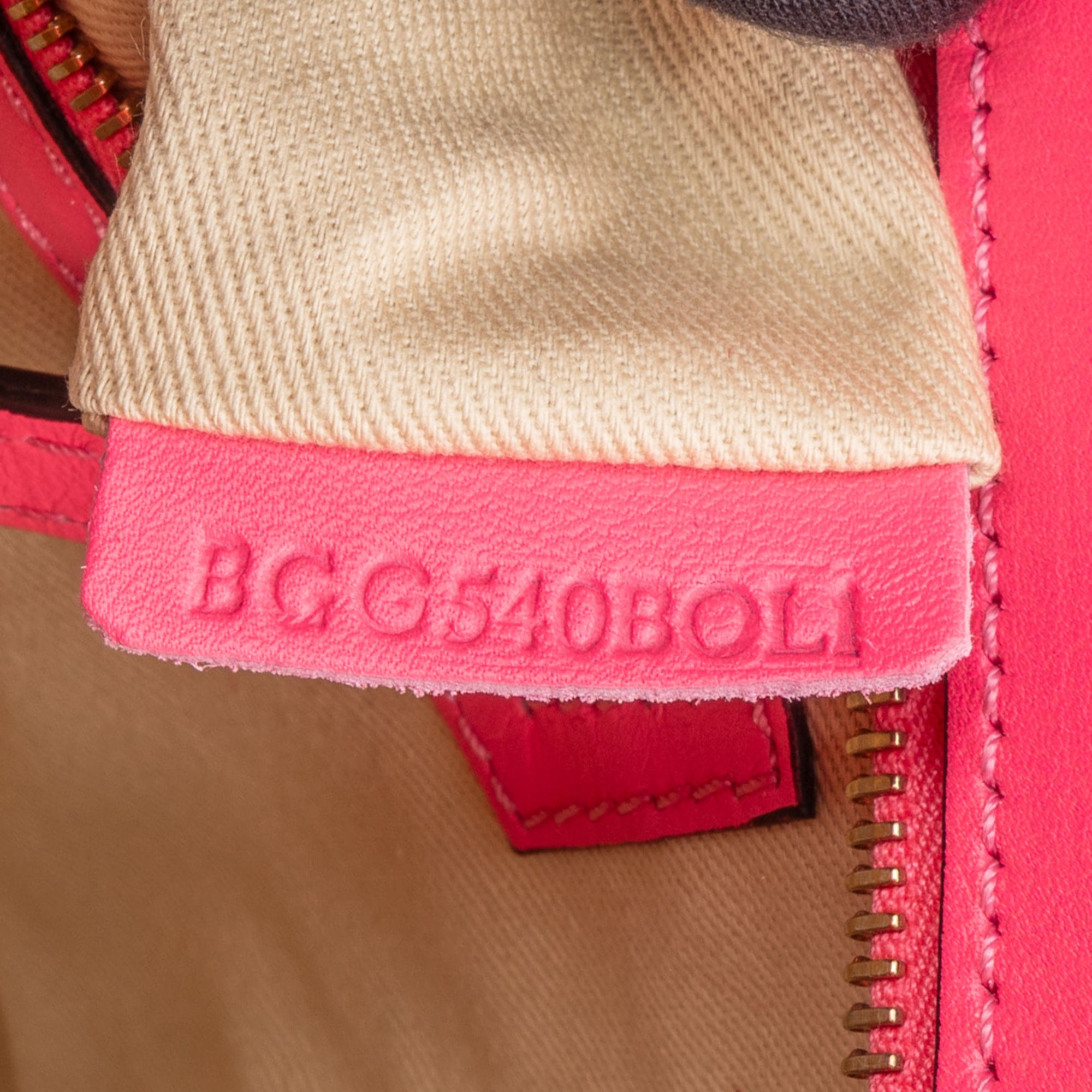 Valentino Garavani neonroze leren Rockstud-handtas