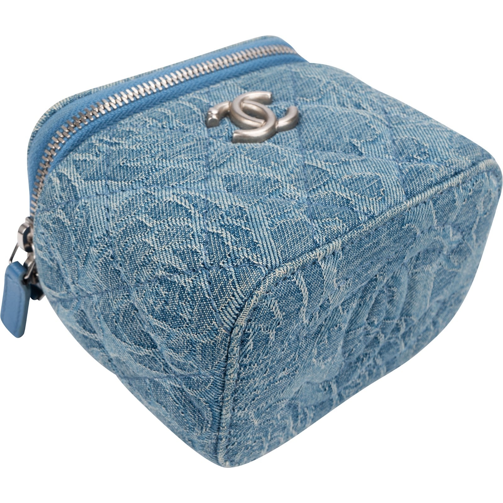 Chanel - Quilted Denim Mini-toilettas met schouderriem