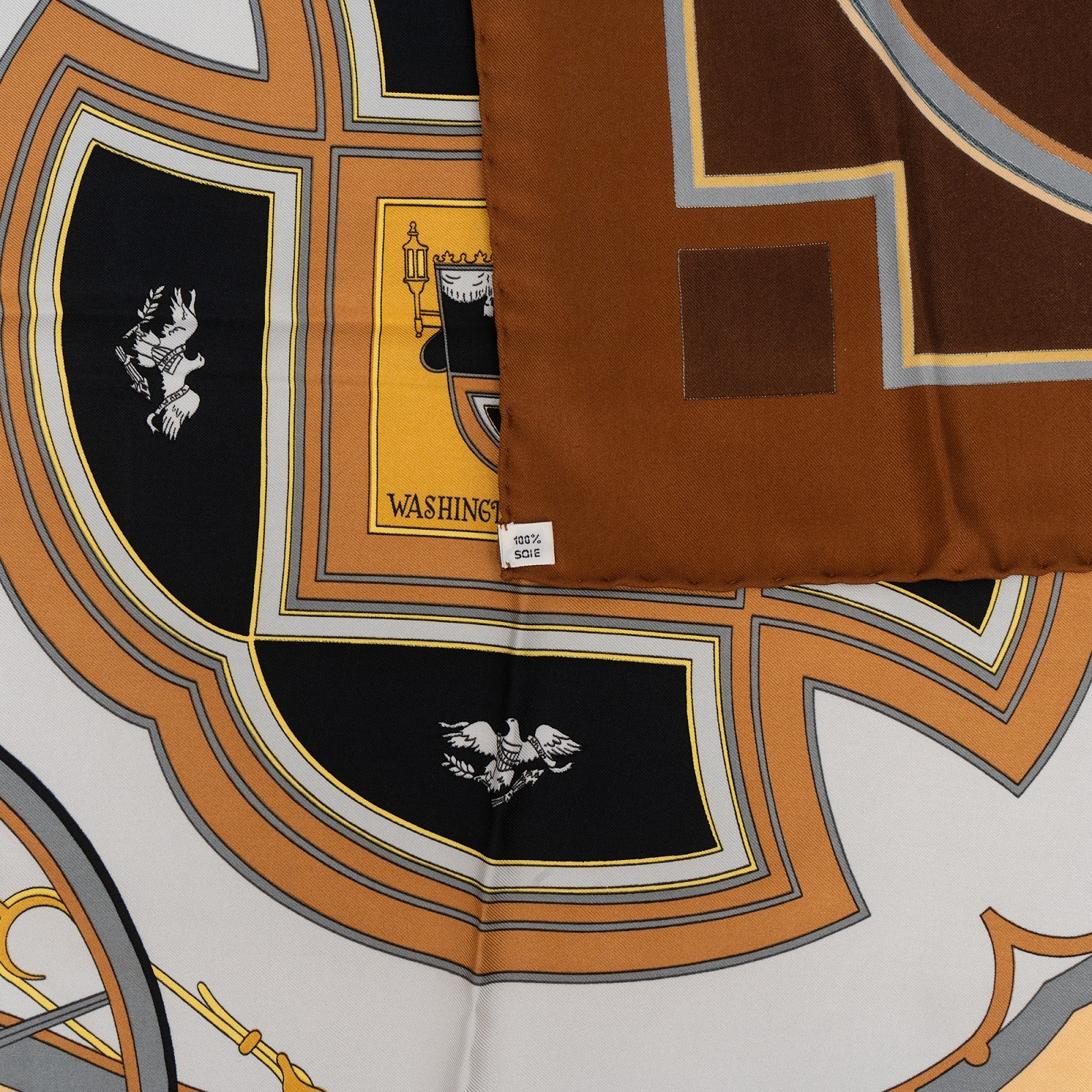 Hermès Washington's Carriage Silk 90 Tuch