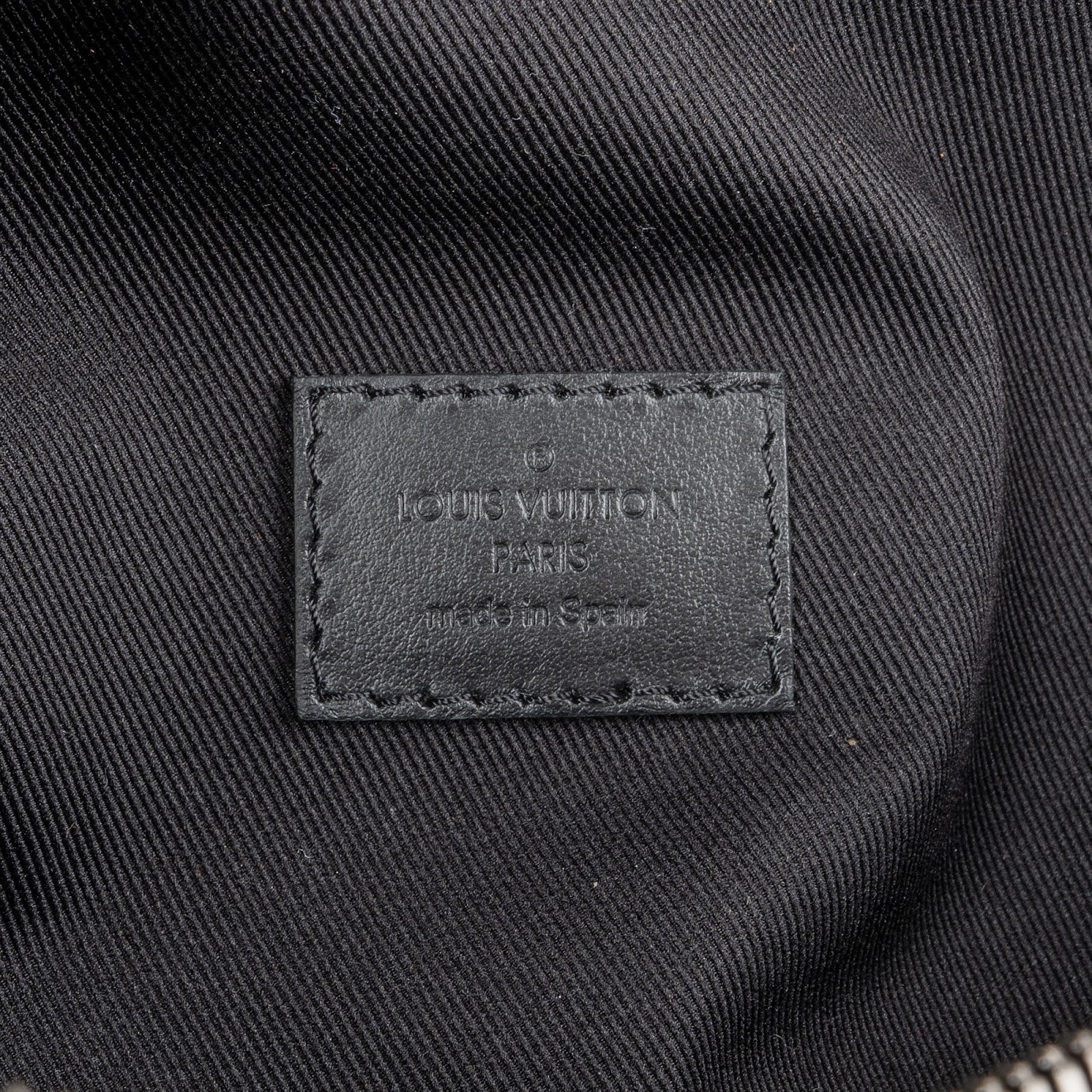 Louis Vuitton - Discovery Bumbag Crossbody Bag