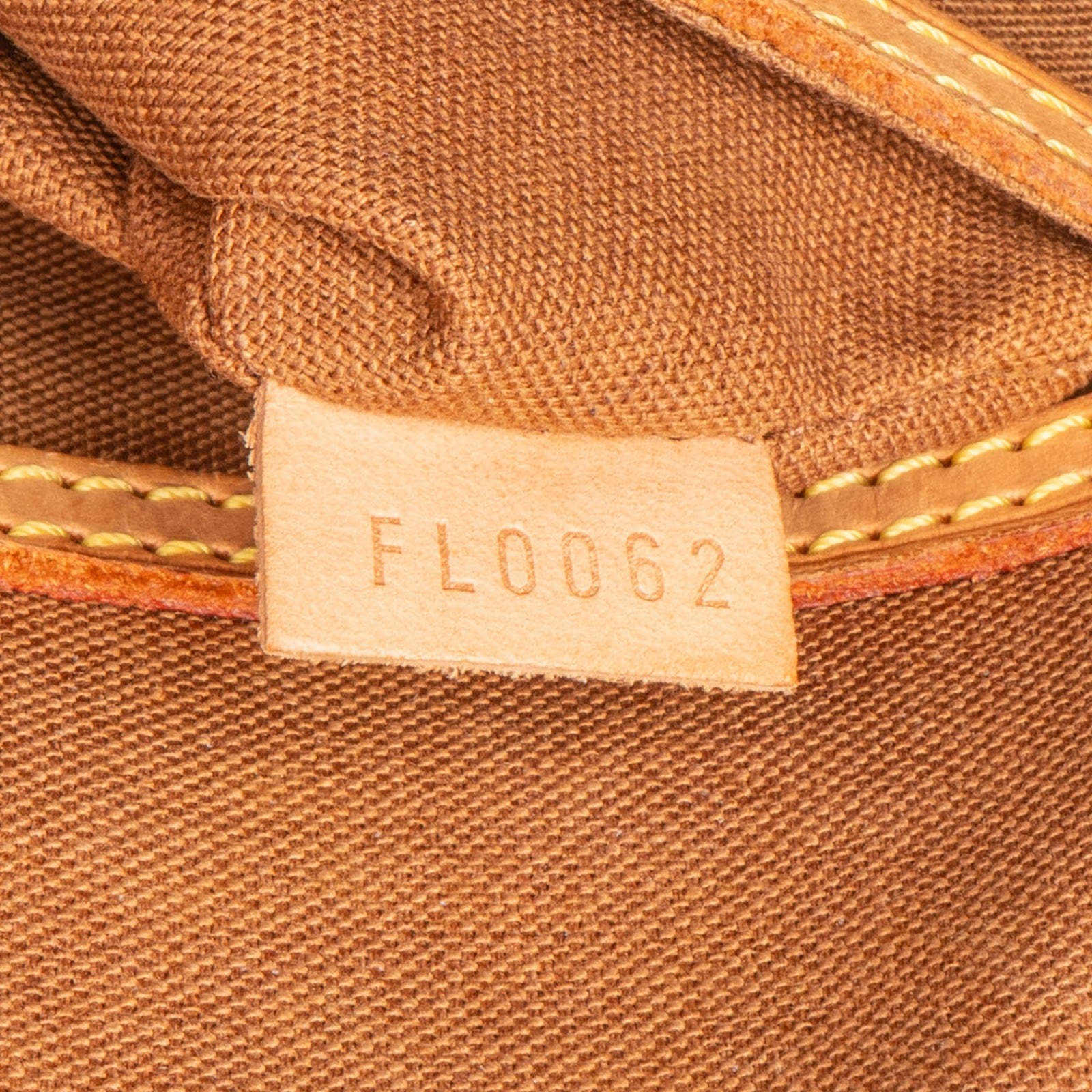 Louis Vuitton Monogram Canvas Alma PM Handbag