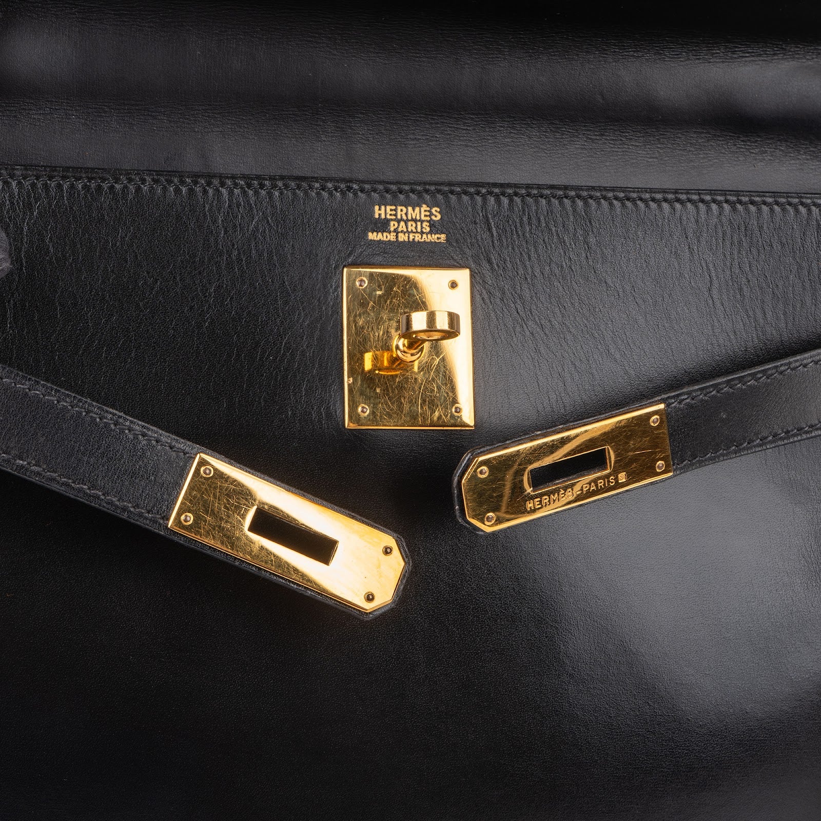 Hermès Noir Box Calf Leather Kelly 32 Handbag