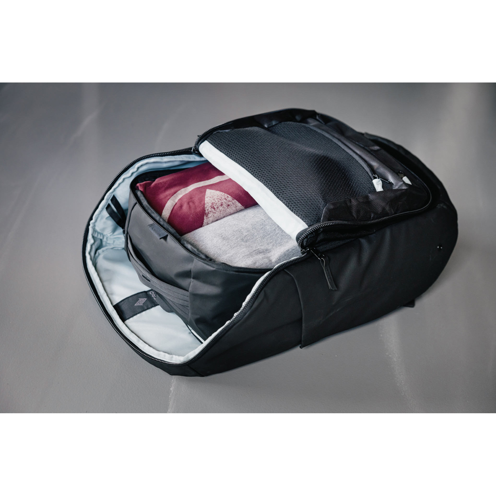 Rucksack NIKURO TRAVELER - Black Out