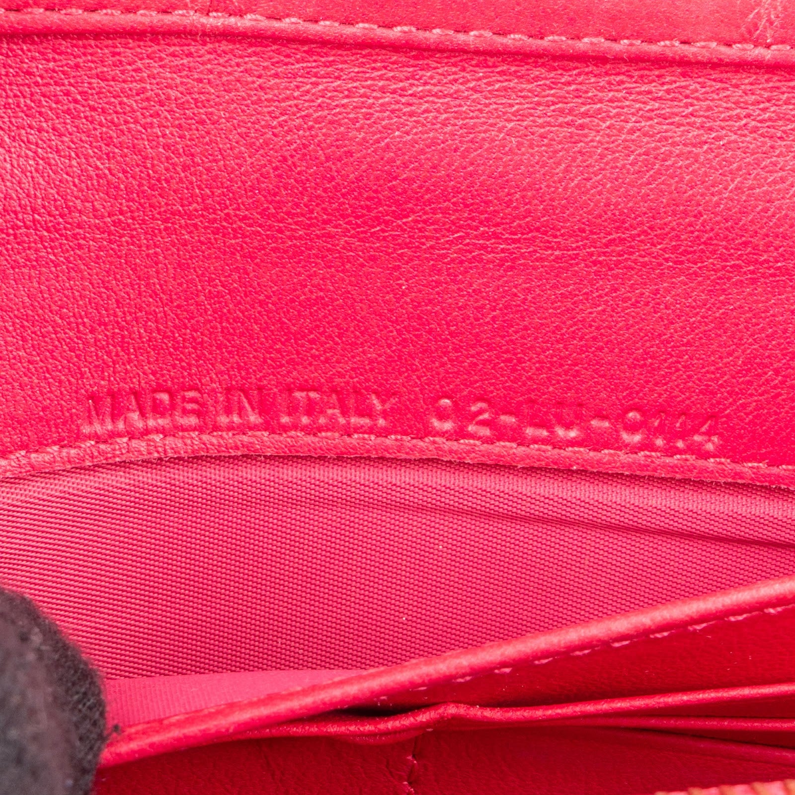 Christian Dior - Wallet On Chain Crossbody Bag