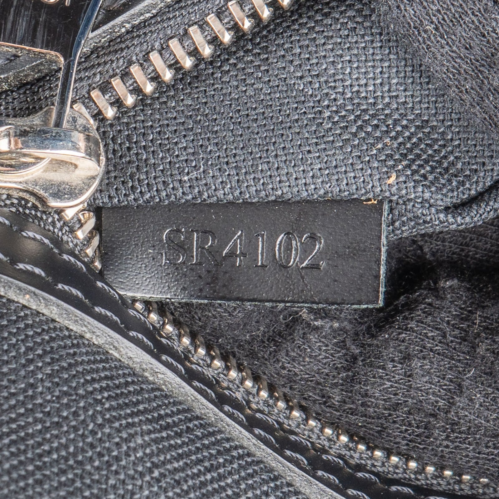 Louis Vuitton Monogram Damier Graphite Mick PM Porte Documents Clutch