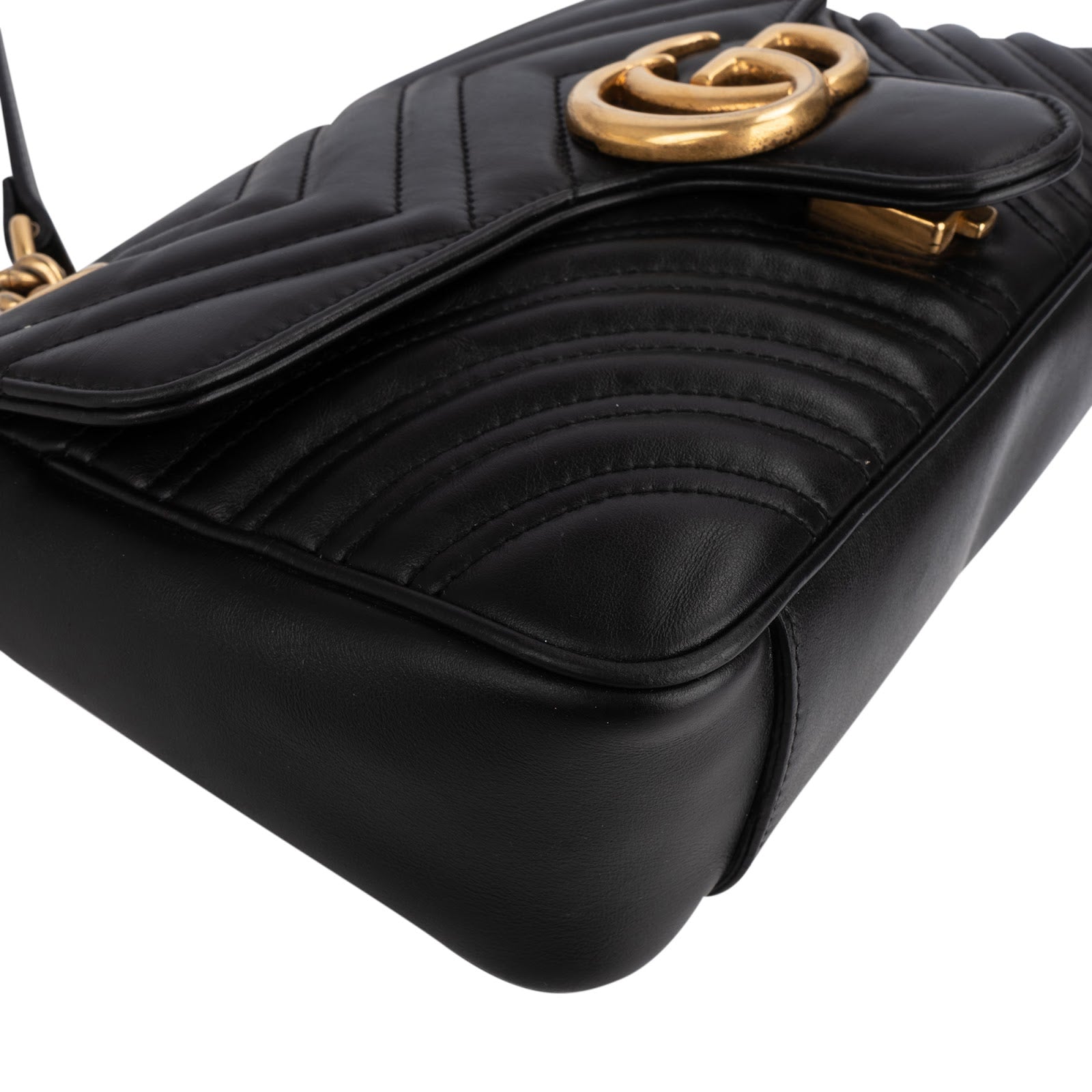 GUCCI Matelassé Leather GG Marmont Crossbody Bag
