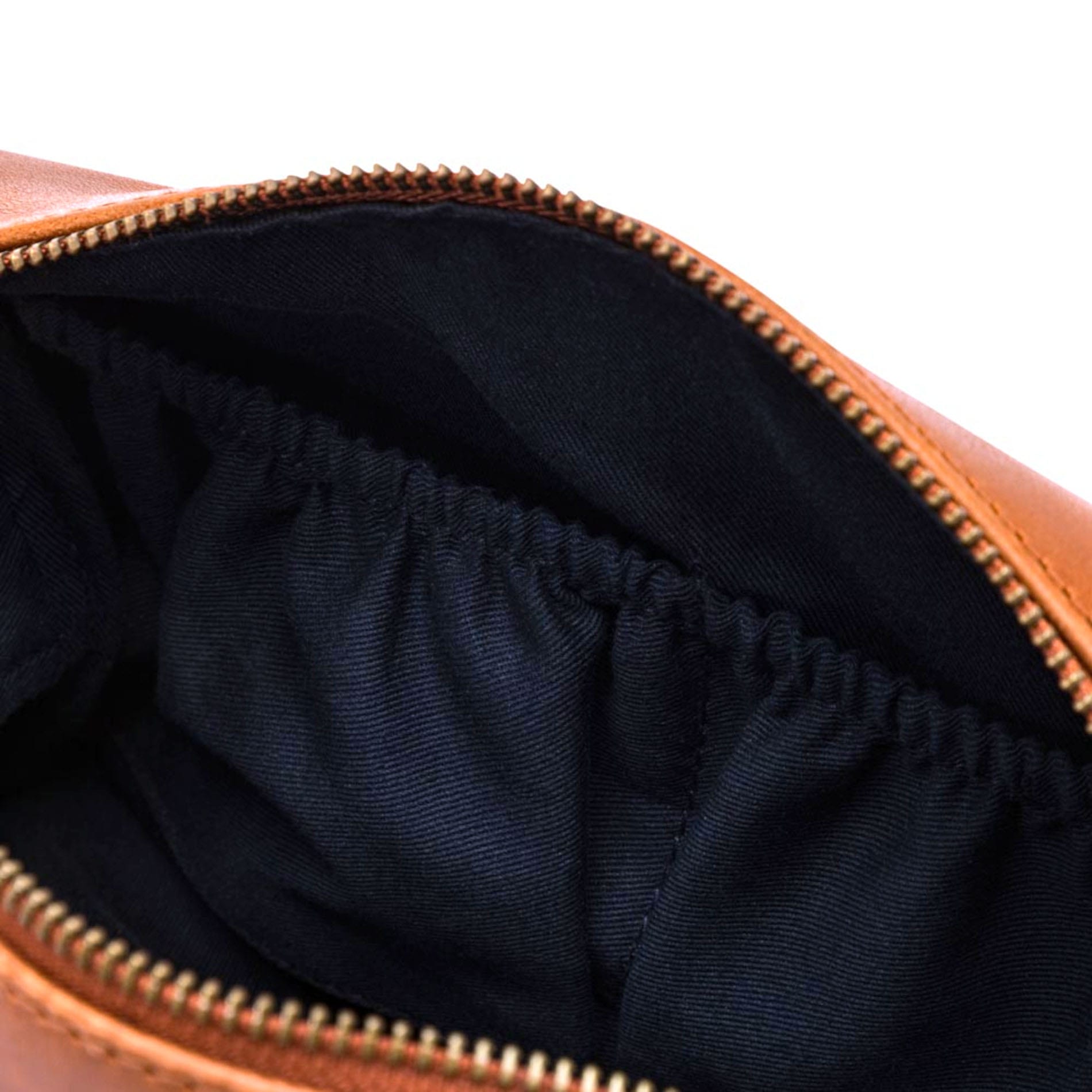 Everest leather wash bag