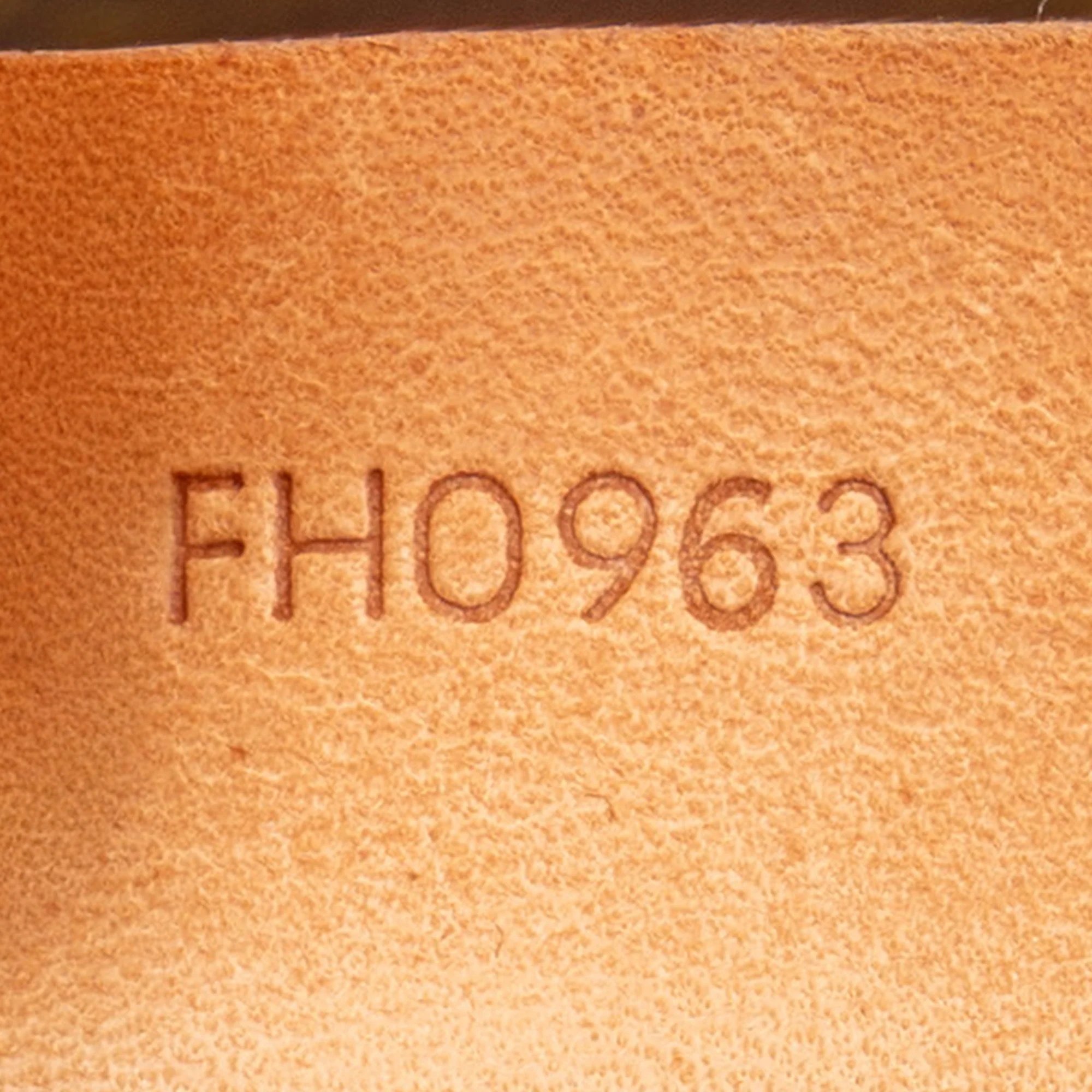 Louis Vuitton Canvas Monogram Pullman Travel Bag