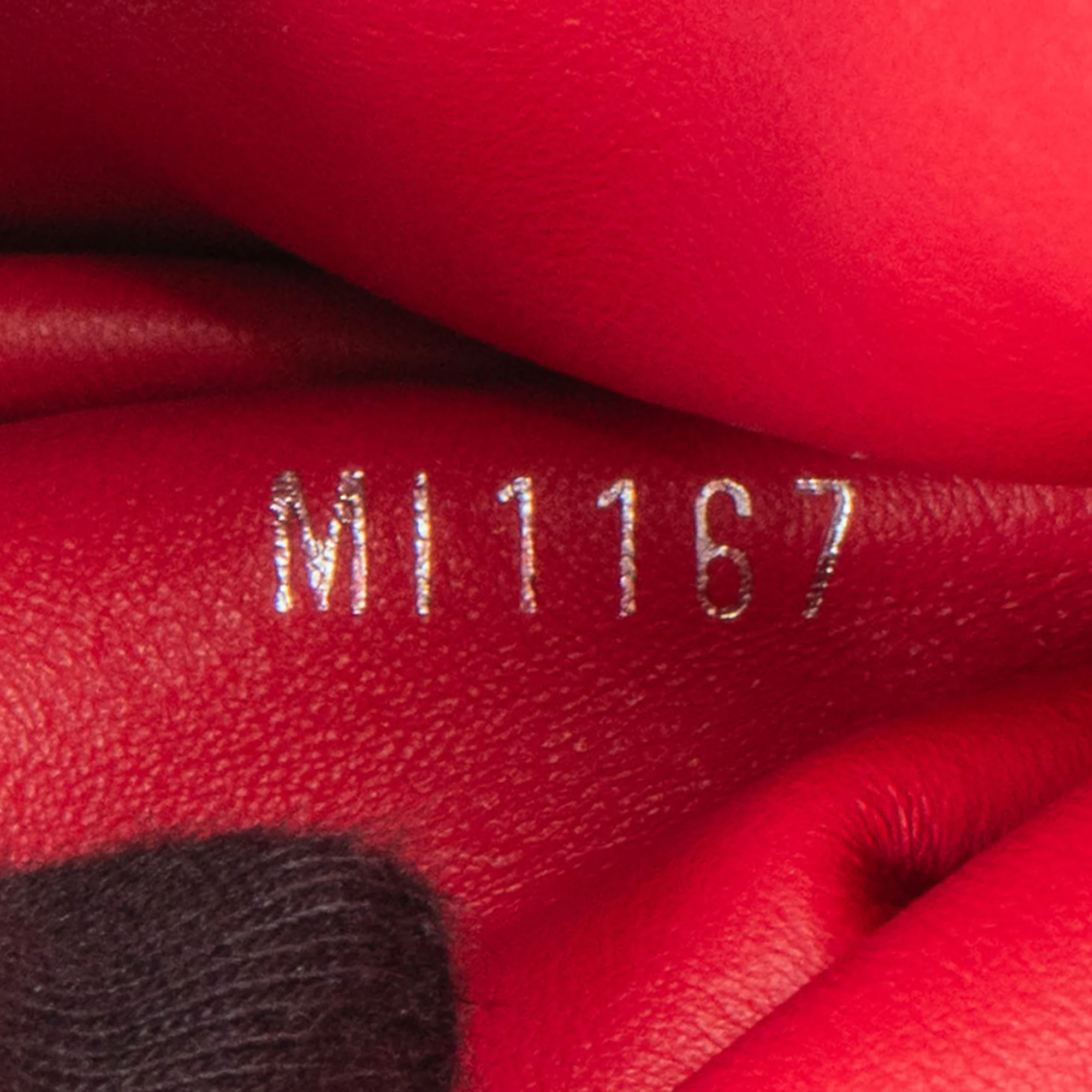 Louis Vuitton Limited Pink Taurillon Capucines MM Handbag