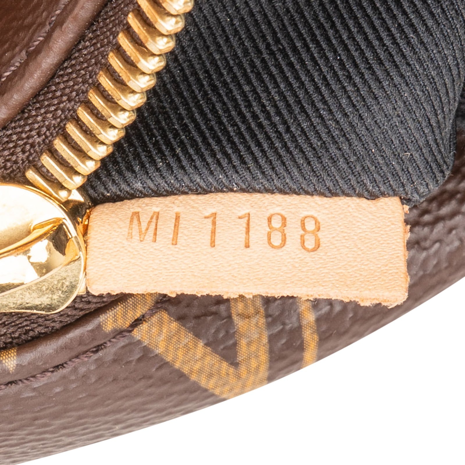 Sac banane et sac à bandoulière Louis Vuitton en toile Monogram