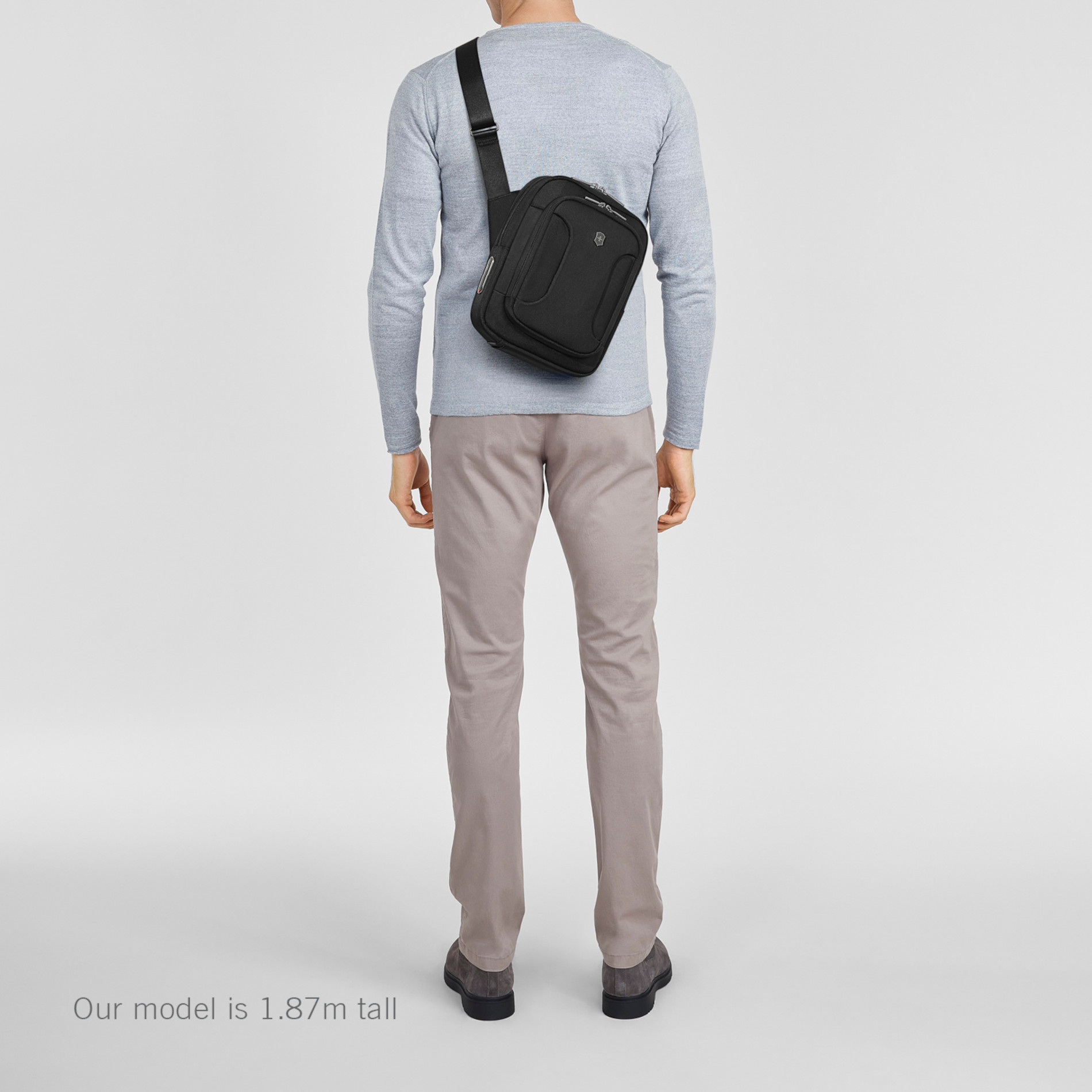 Werks Traveler 7.0 Crossbody Bag - Black