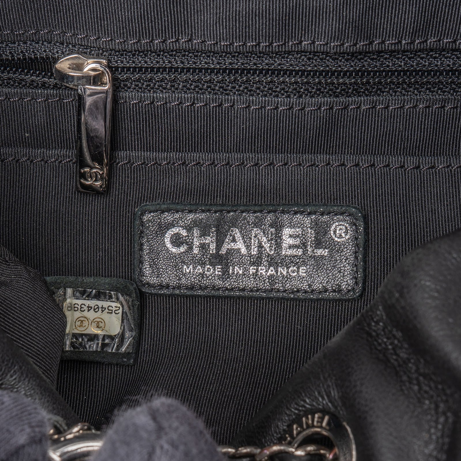 Chanel – CC Drawstring Bucket Crossbody Bag