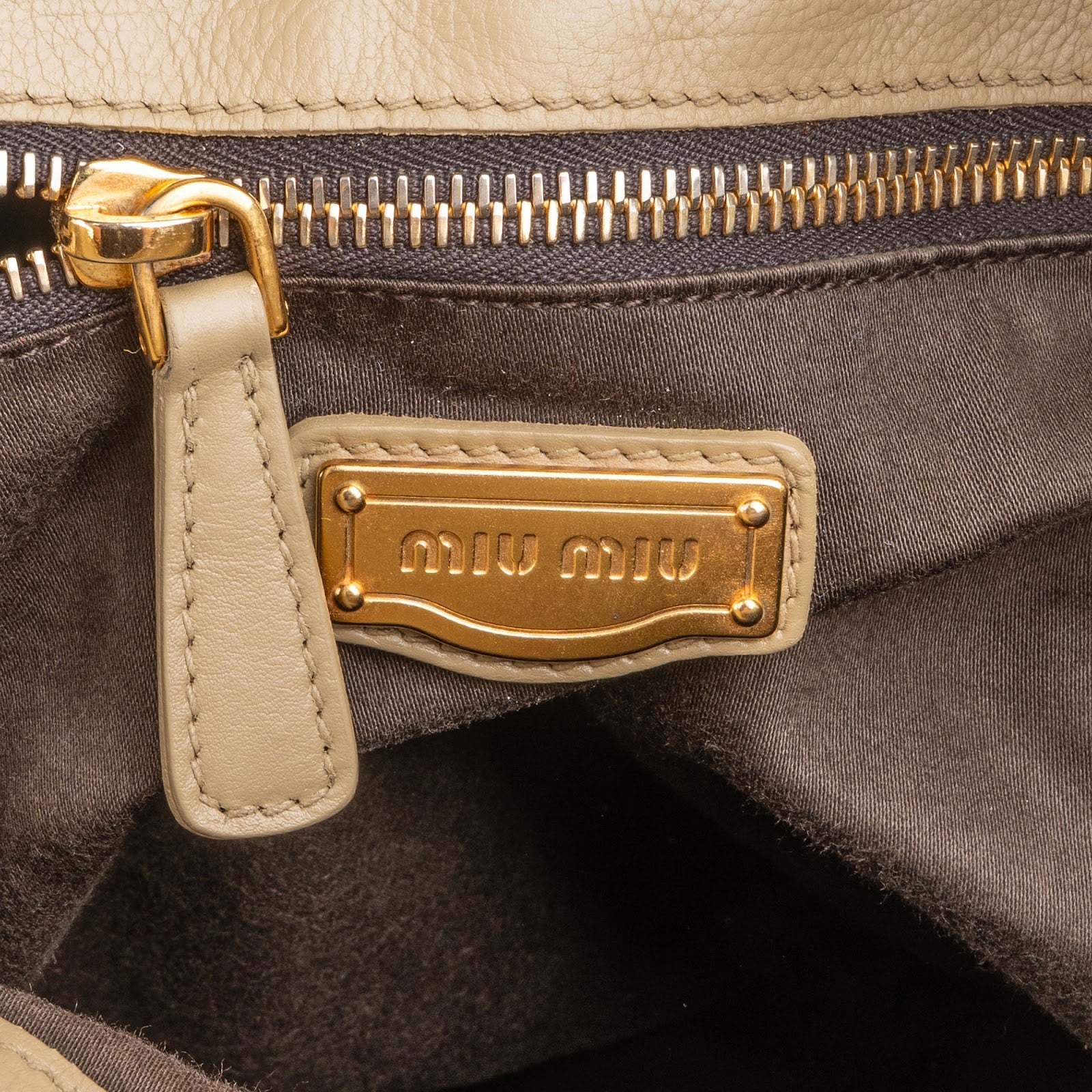 Miu Miu – Vitello Lux Leather Bow Schultertasche