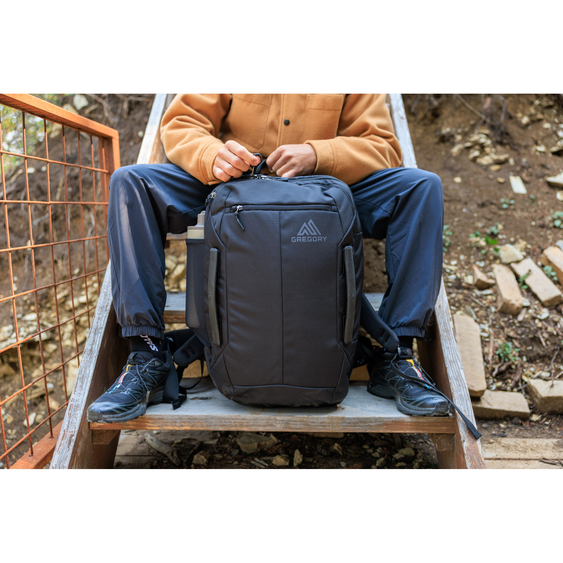 BORDER 30 - POOL PARTY