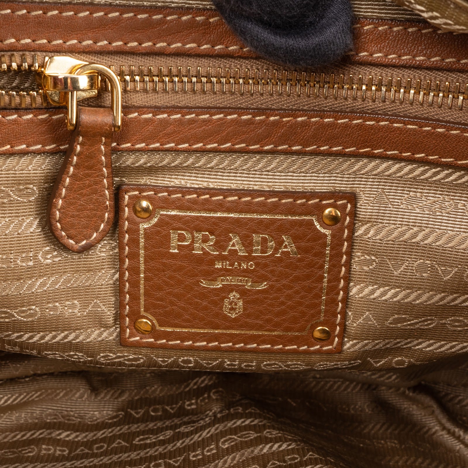Prada – Emblem Jacquard Bauletto Schultertasche