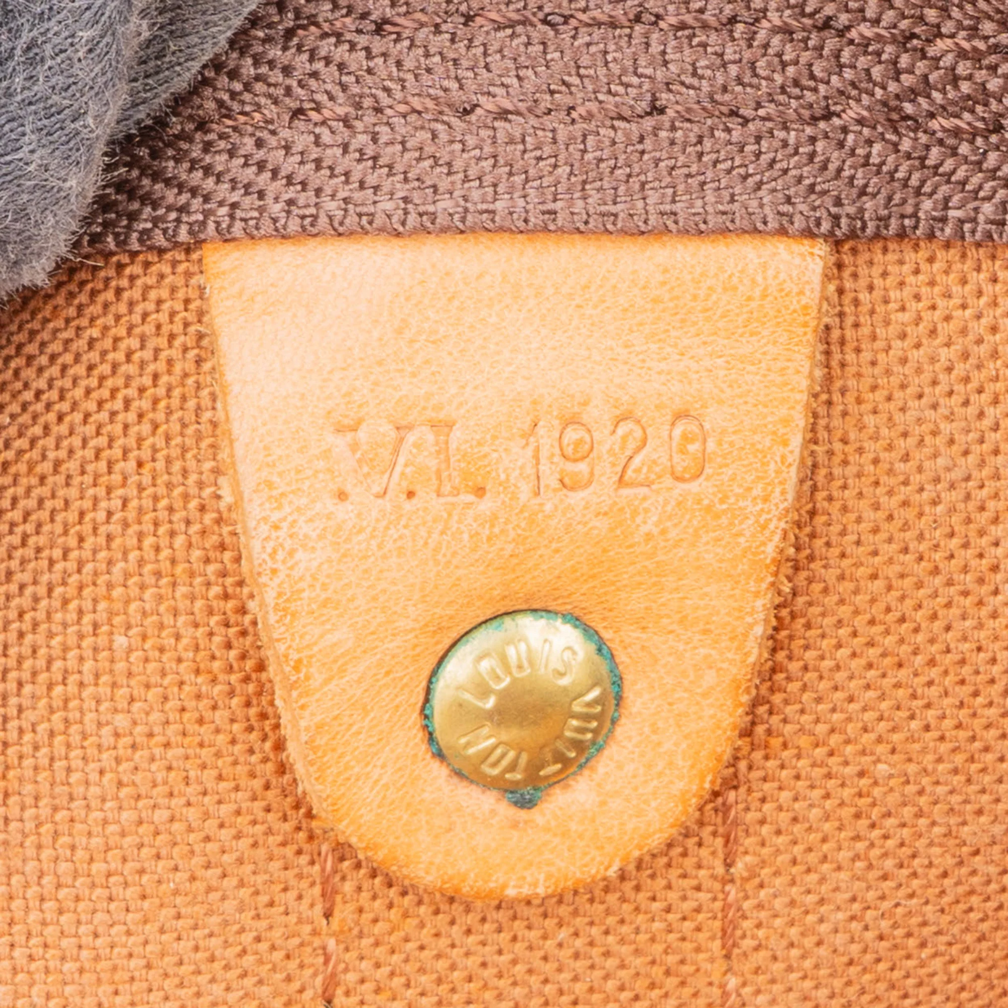 Louis Vuitton Canvas Monogram Keepall 60 Bandouliere