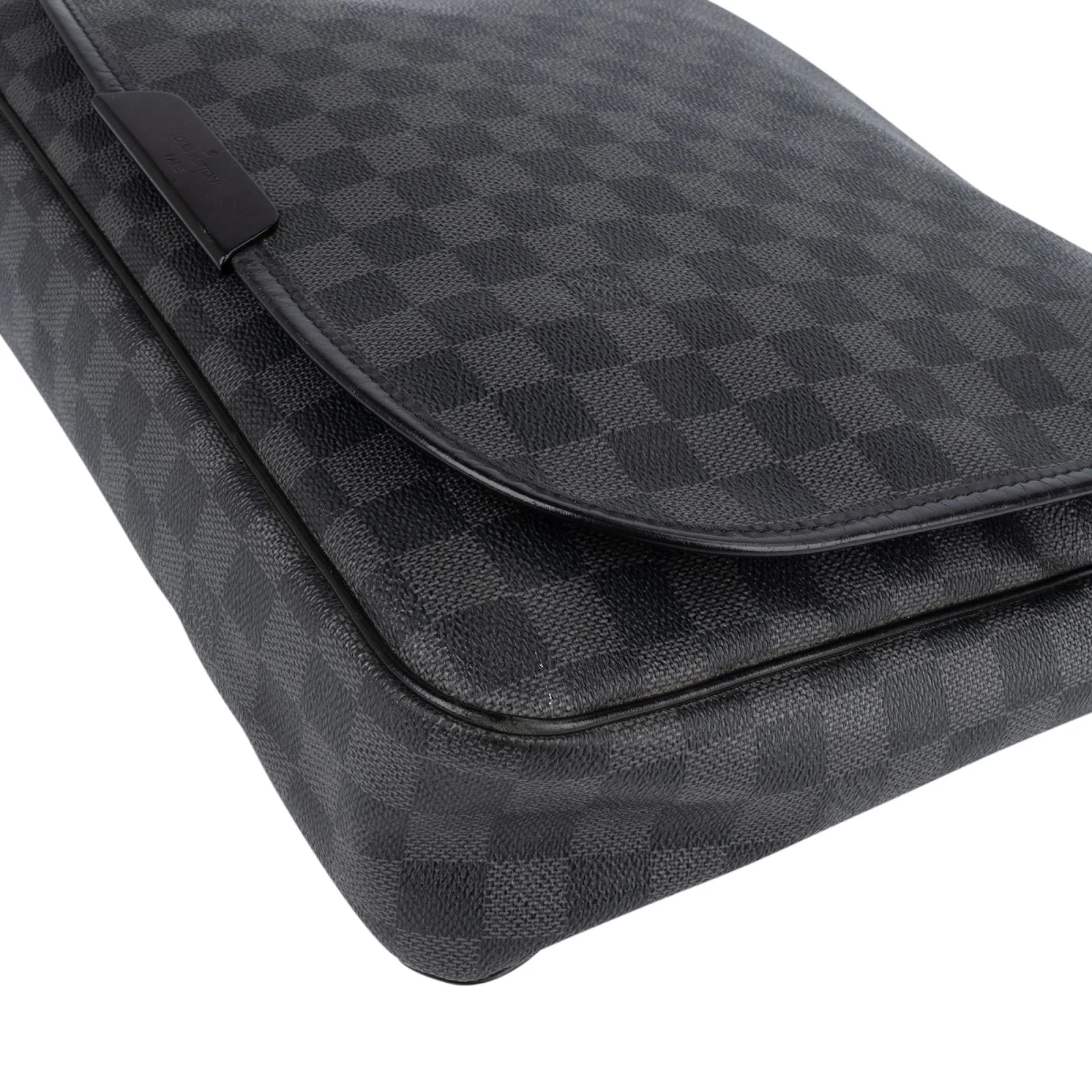 Louis Vuitton Monogram Damier Graphite Daniel MM Messenger Crossbody Bag
