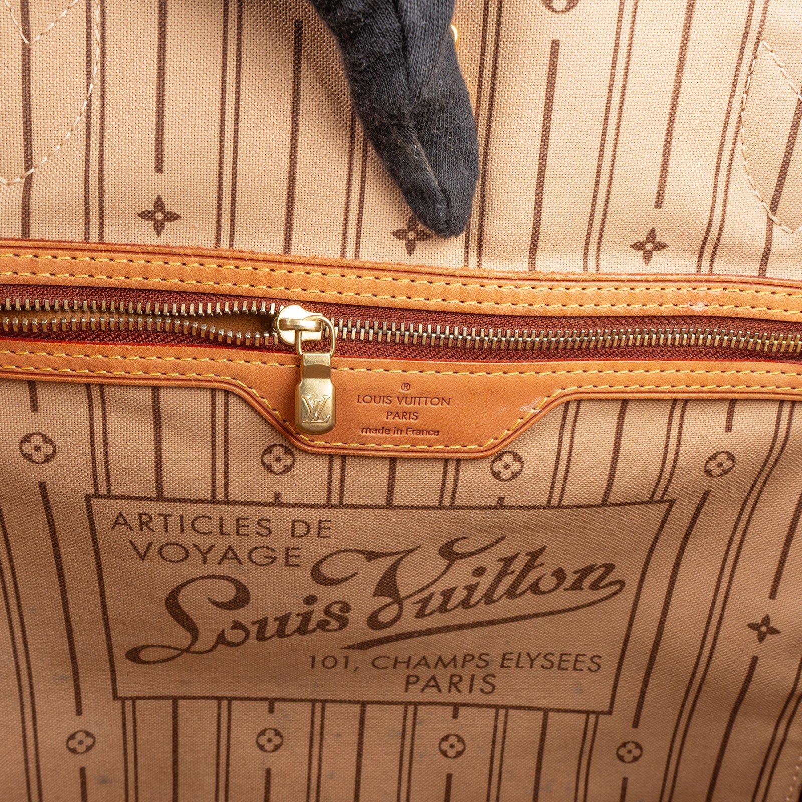 Torba na ramię Louis Vuitton z płótna Monogram Neverfull MM