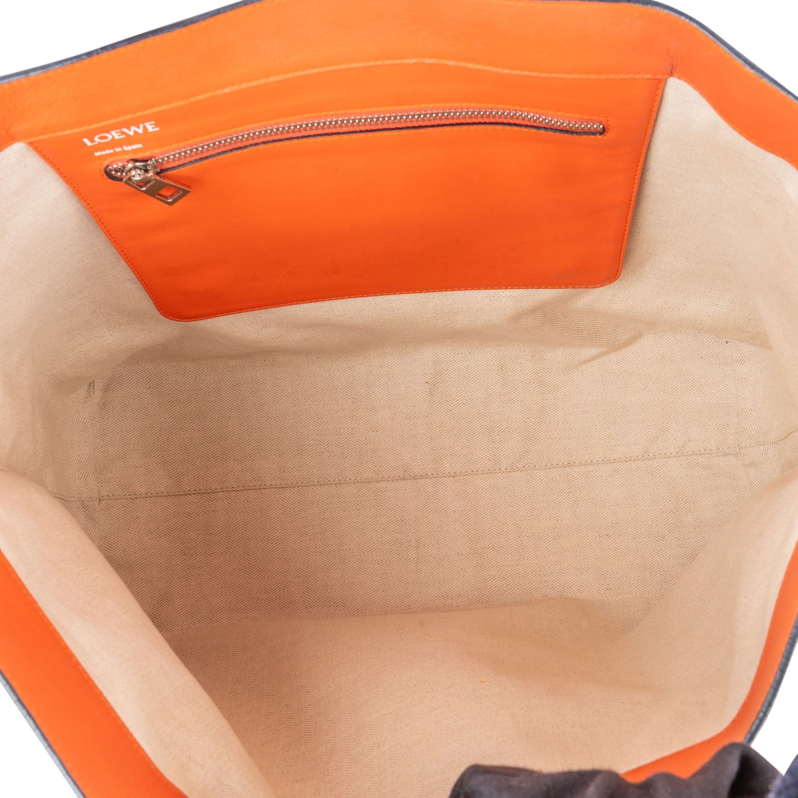 Duża torba na ramię Loewe Leather Anagram