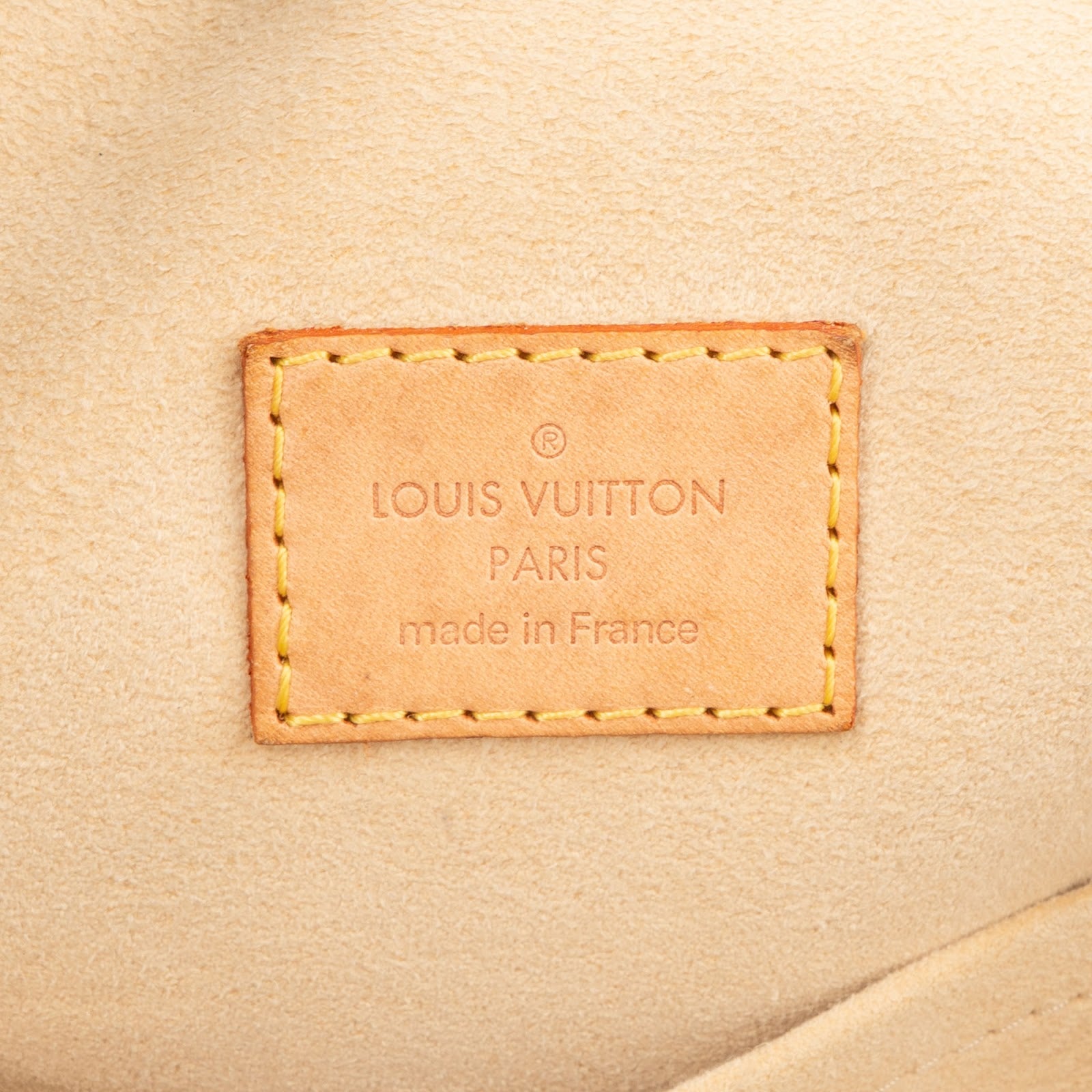 Louis Vuitton Monogram Canvas Manhattan GM Handbag