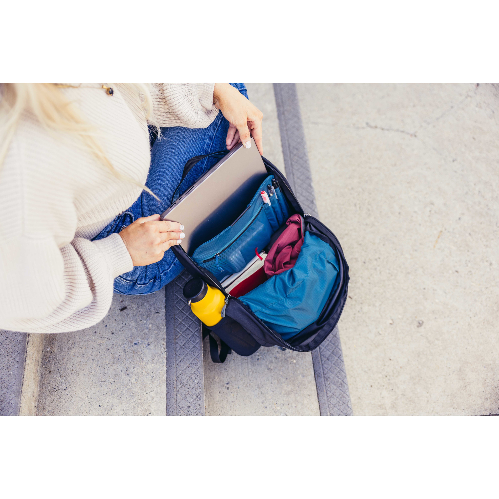 Daypack RETNA 25 - Carbon Sky