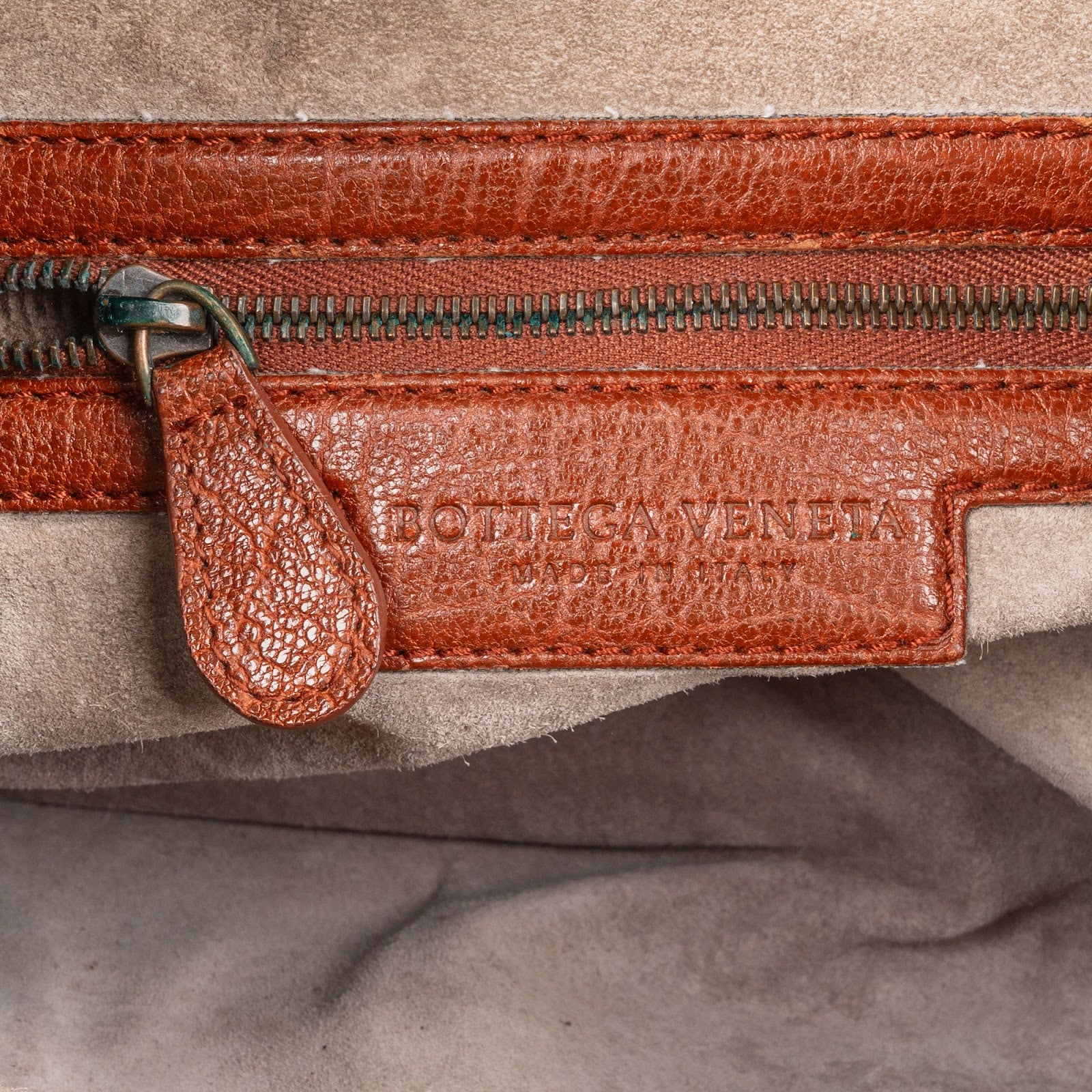 Bottega Veneta – torebka Boston 40