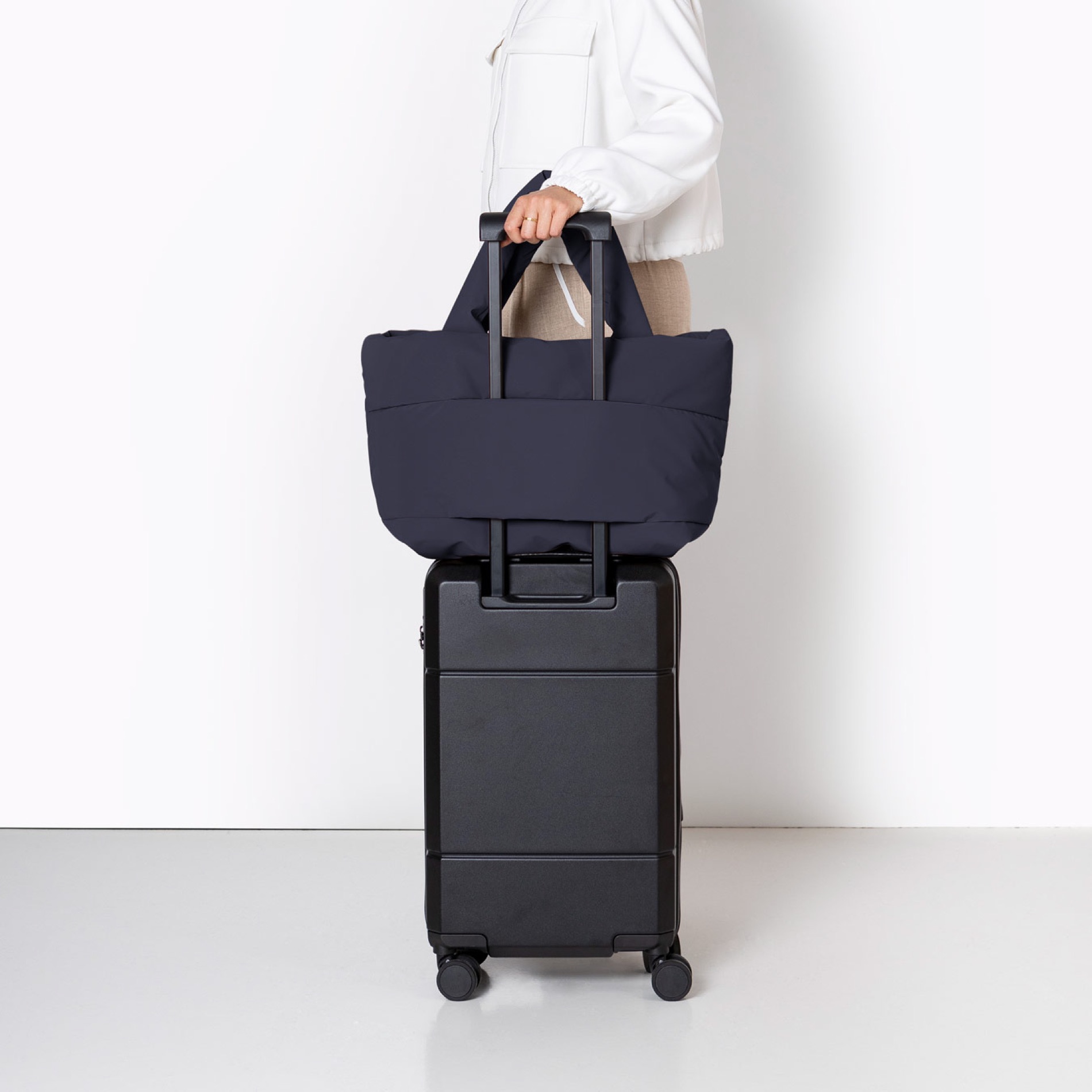 Olivia Puffy Bag Moss - Dark Navy