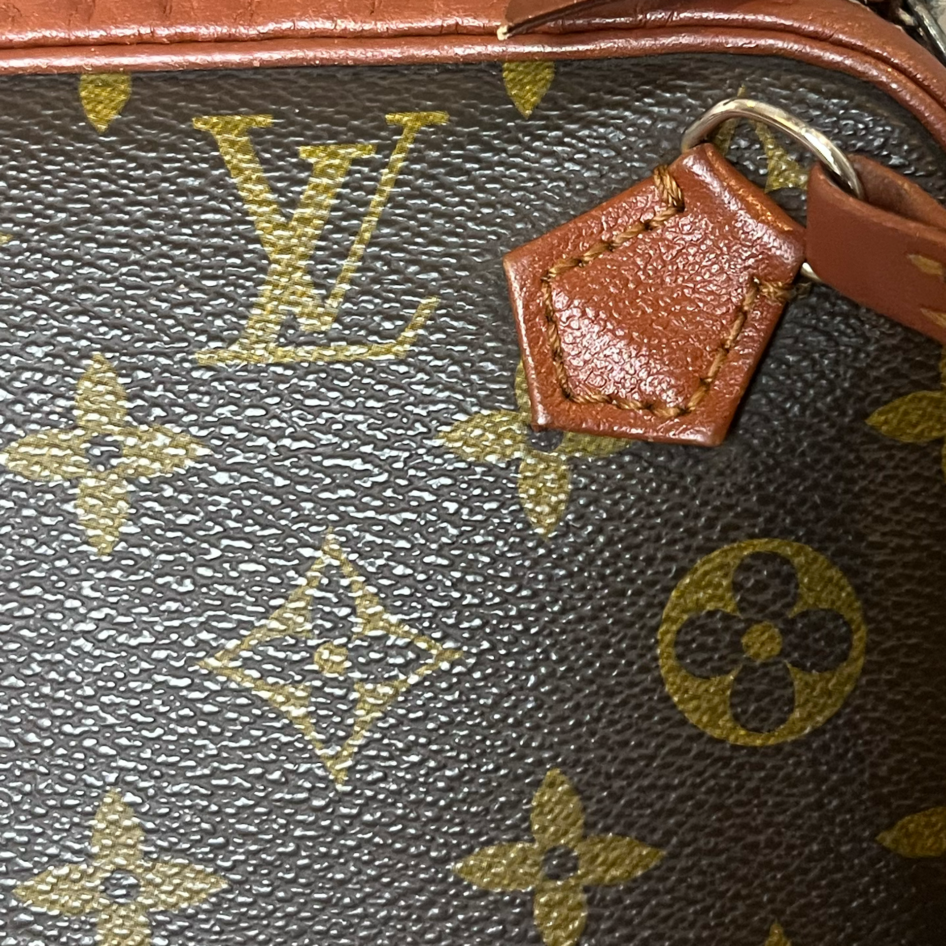 Louis Vuitton - Marly - Clutch