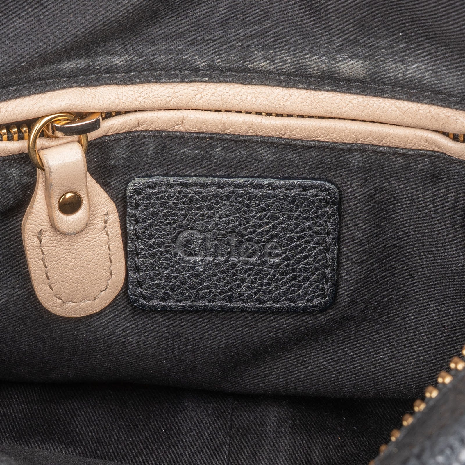Chloé Grained Leather Paraty Shoulder Bag