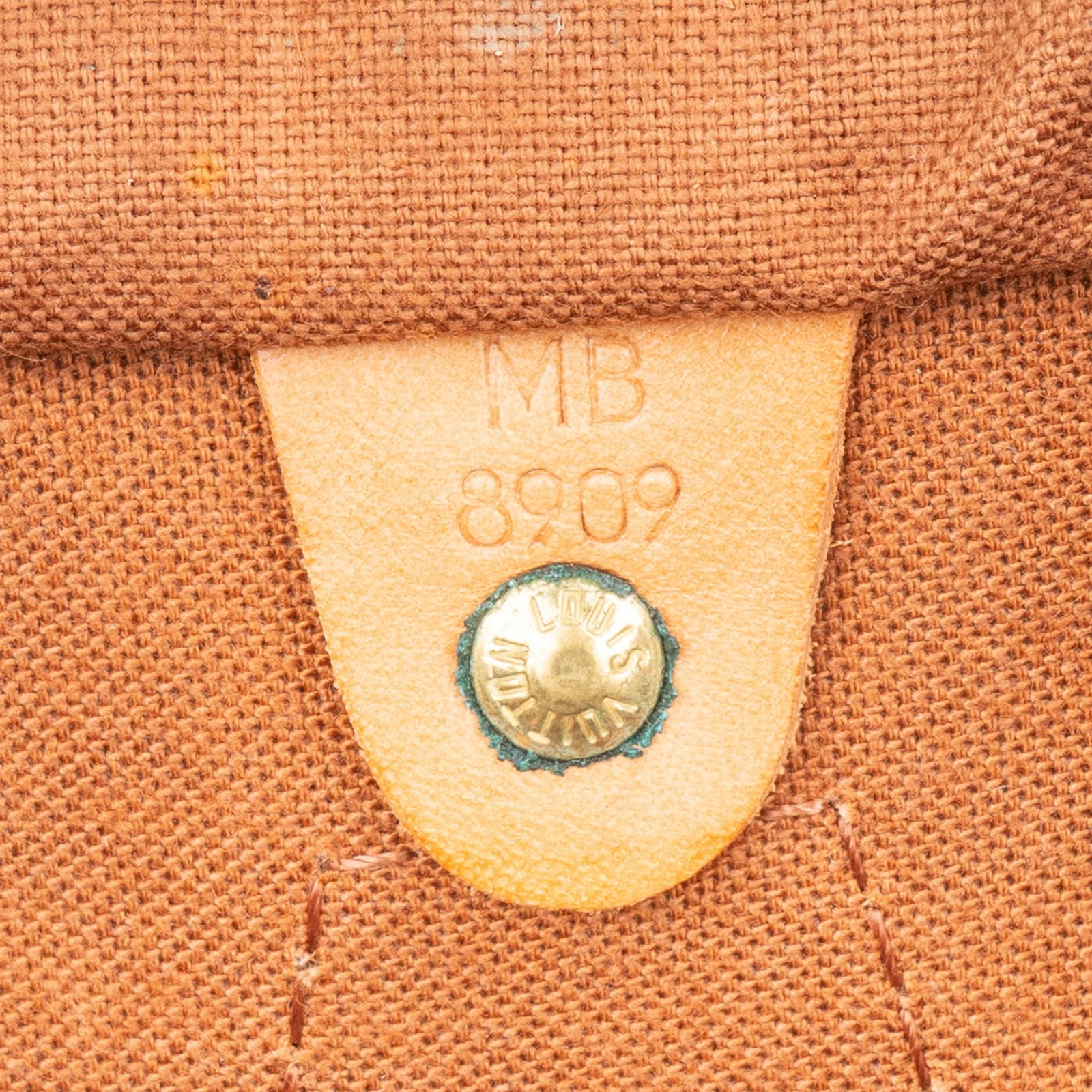 Louis Vuitton Monogram Canvas Speedy 40 Handbag