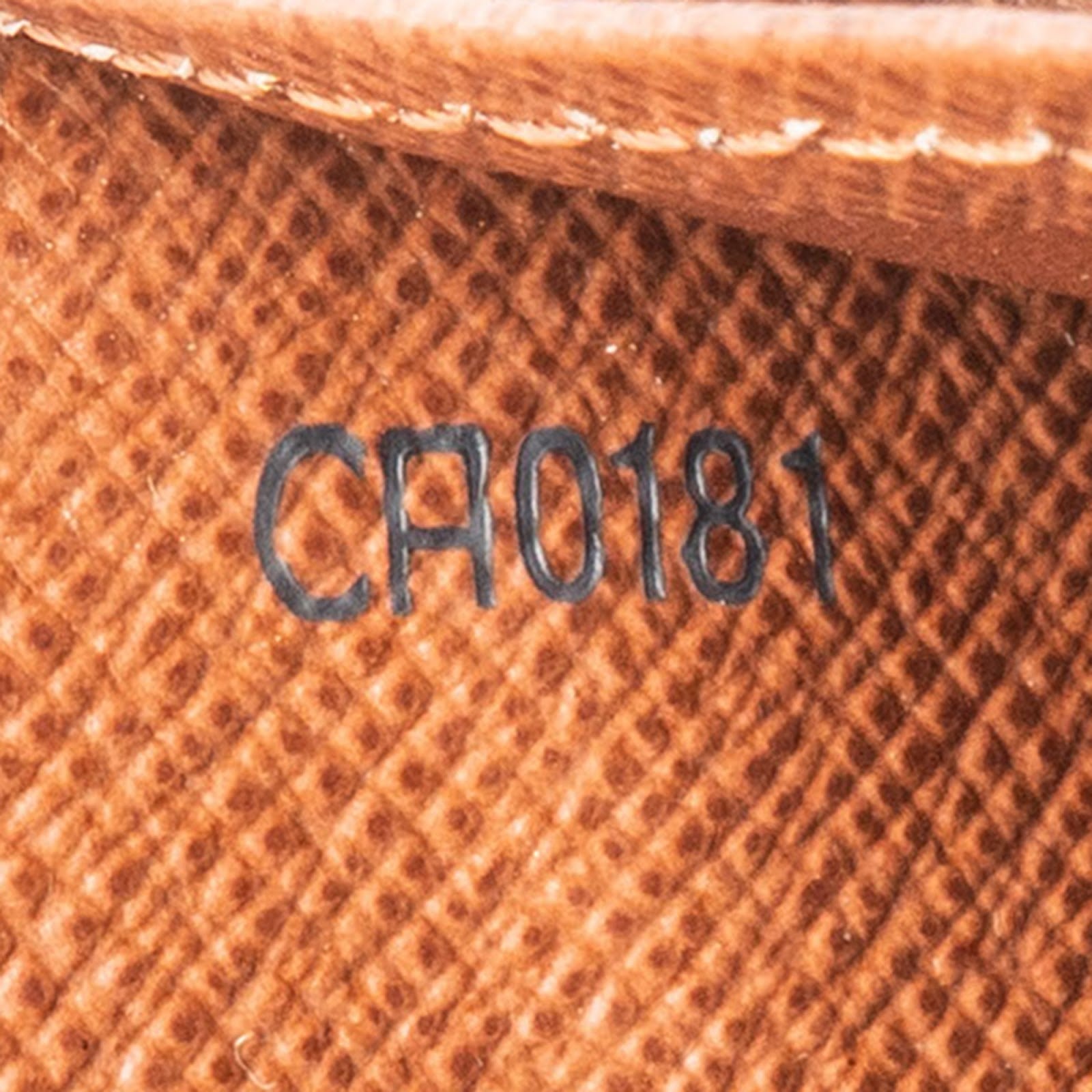 Louis Vuitton – Sarah purse