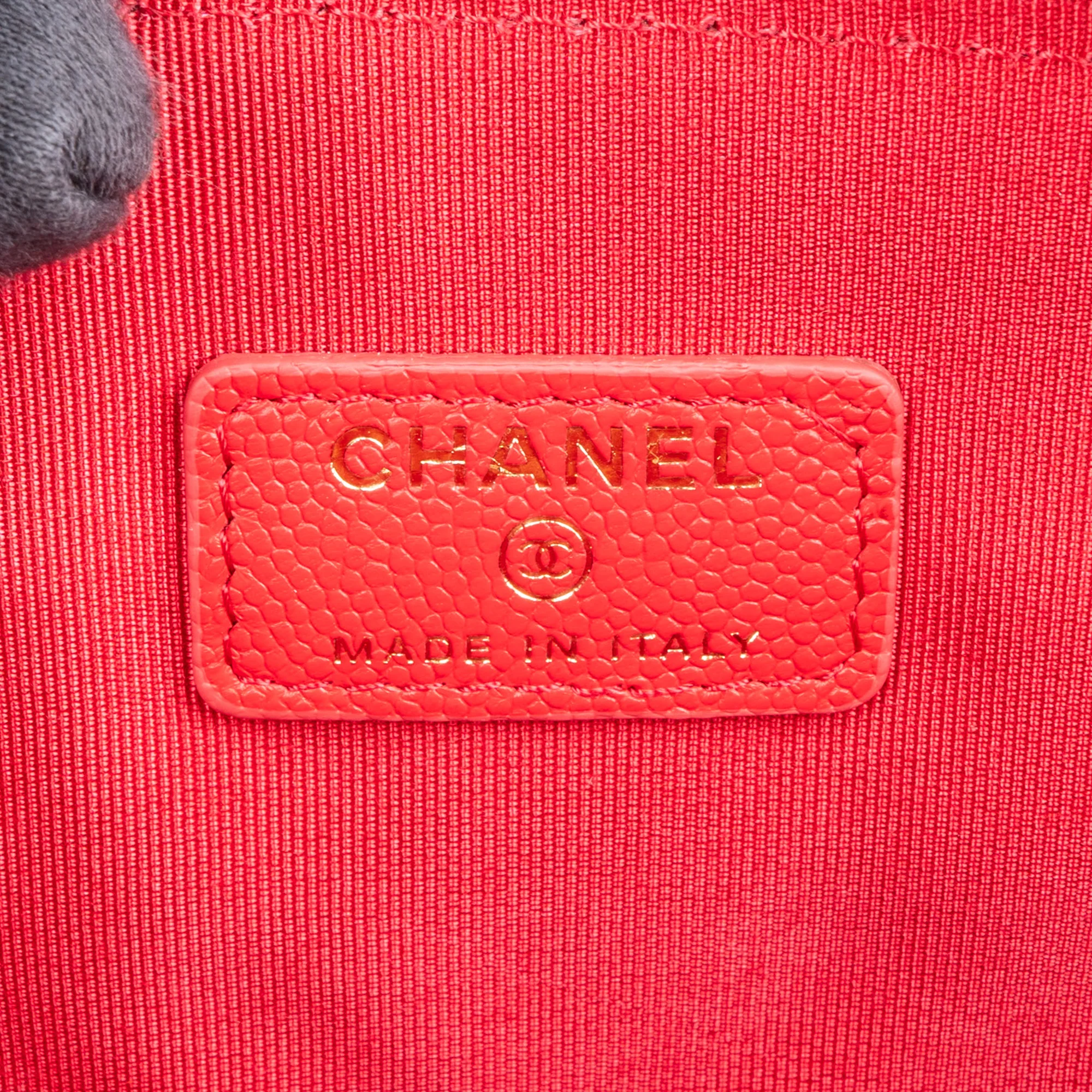 Chanel Rouge Quilted Caviar Leather CC Clutch