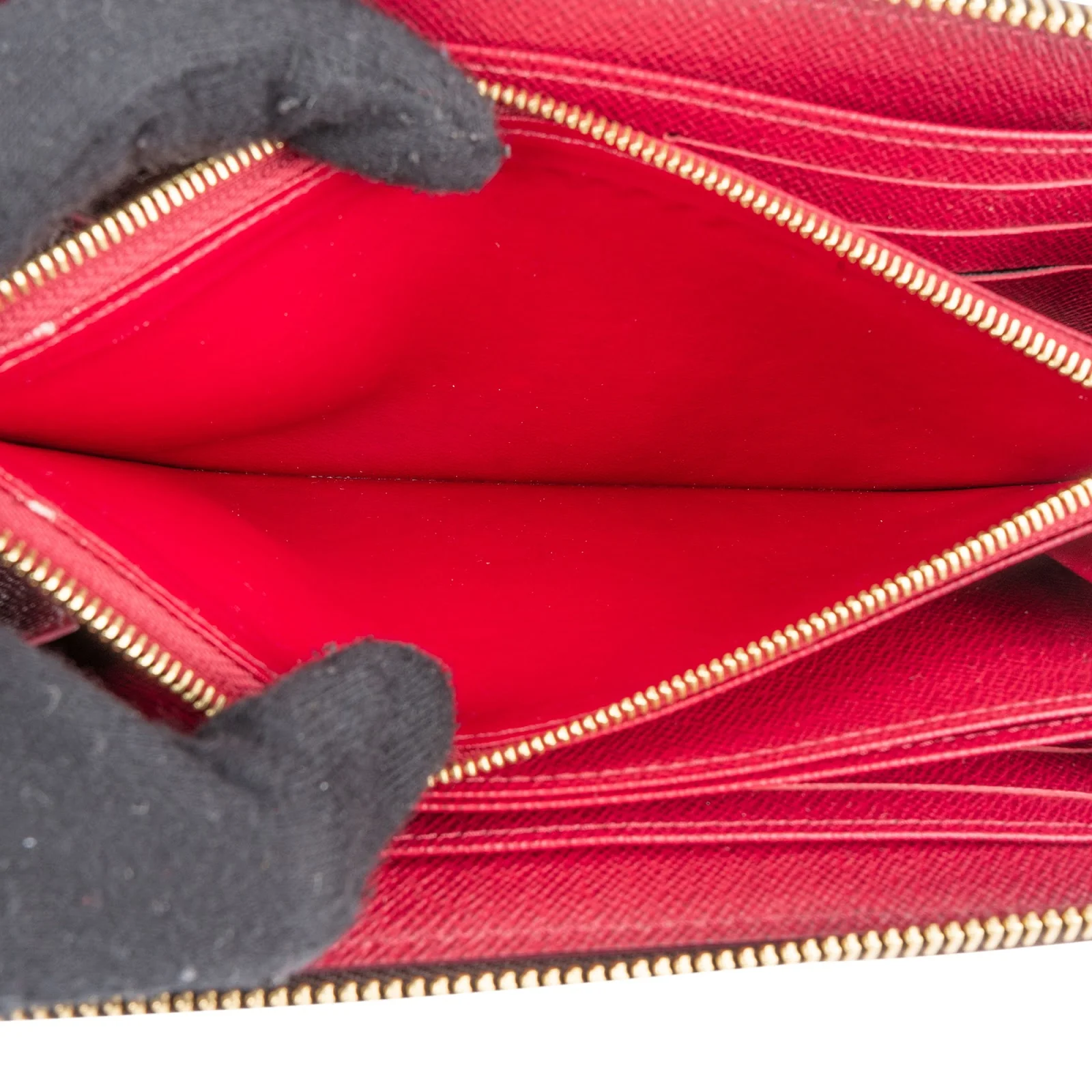 Louis Vuitton Monogram Canvas Zippy Wallet