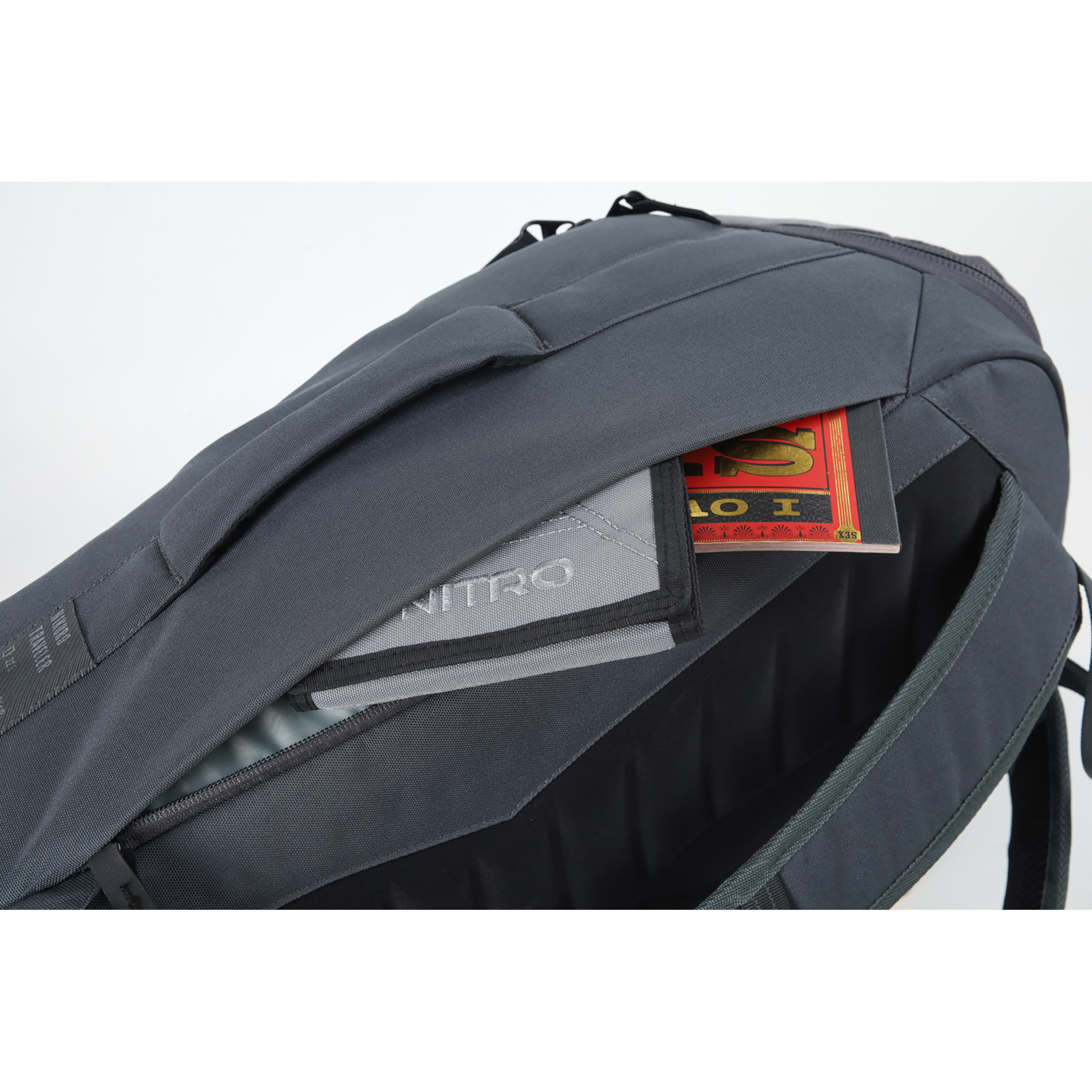 Rucksack NIKURO TRAVELER - Graphite