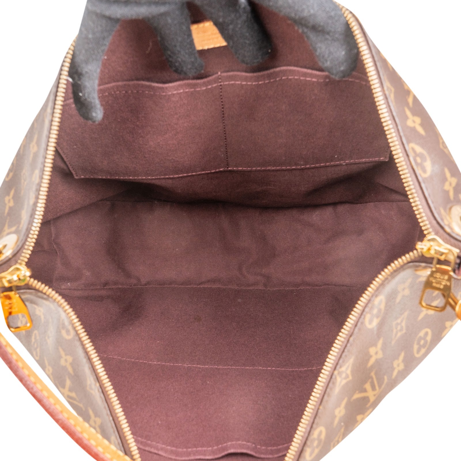 Louis Vuitton Monogram Canvas Berri MM Shoulder Bag