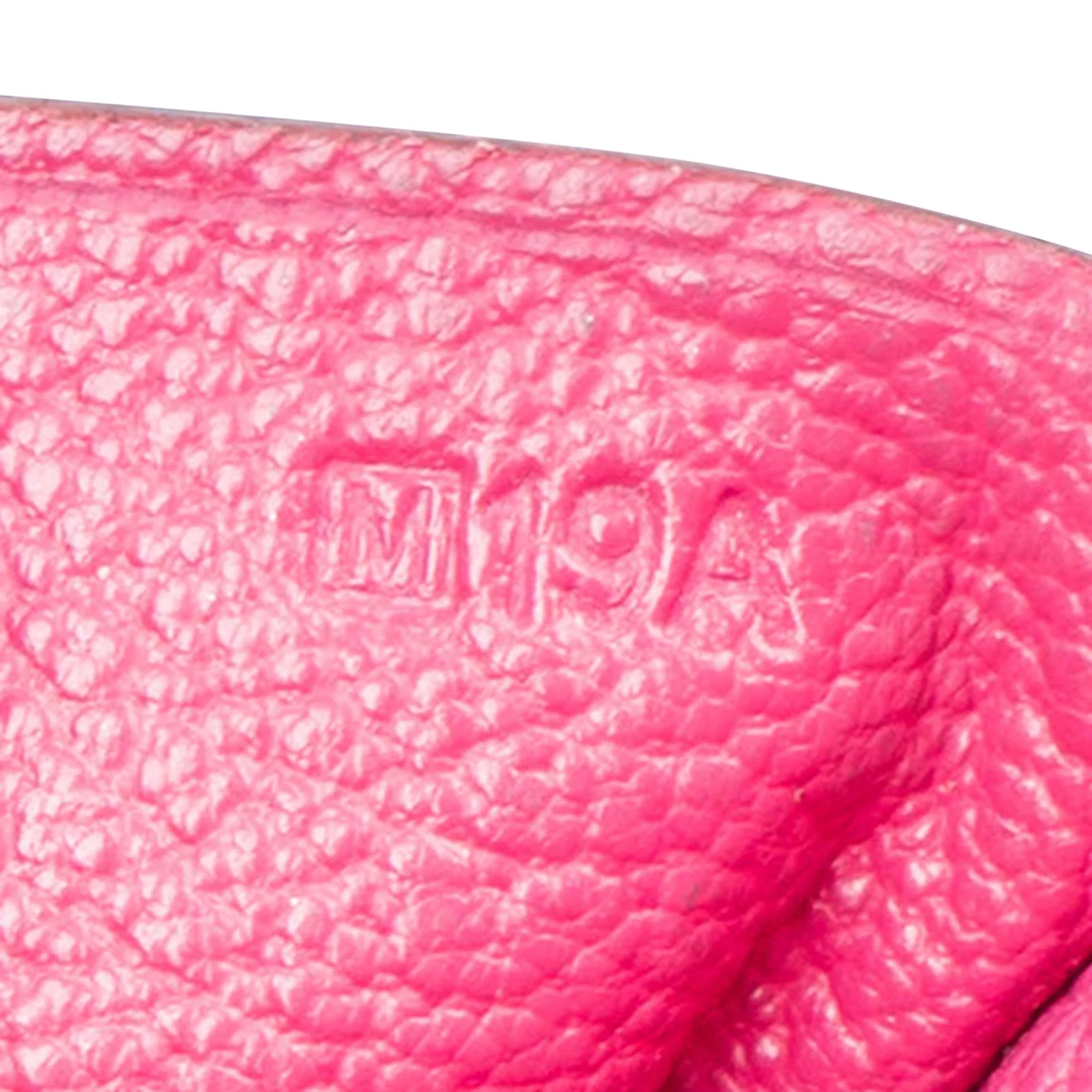 Hermès Pink Ostrich Béarn Wallet