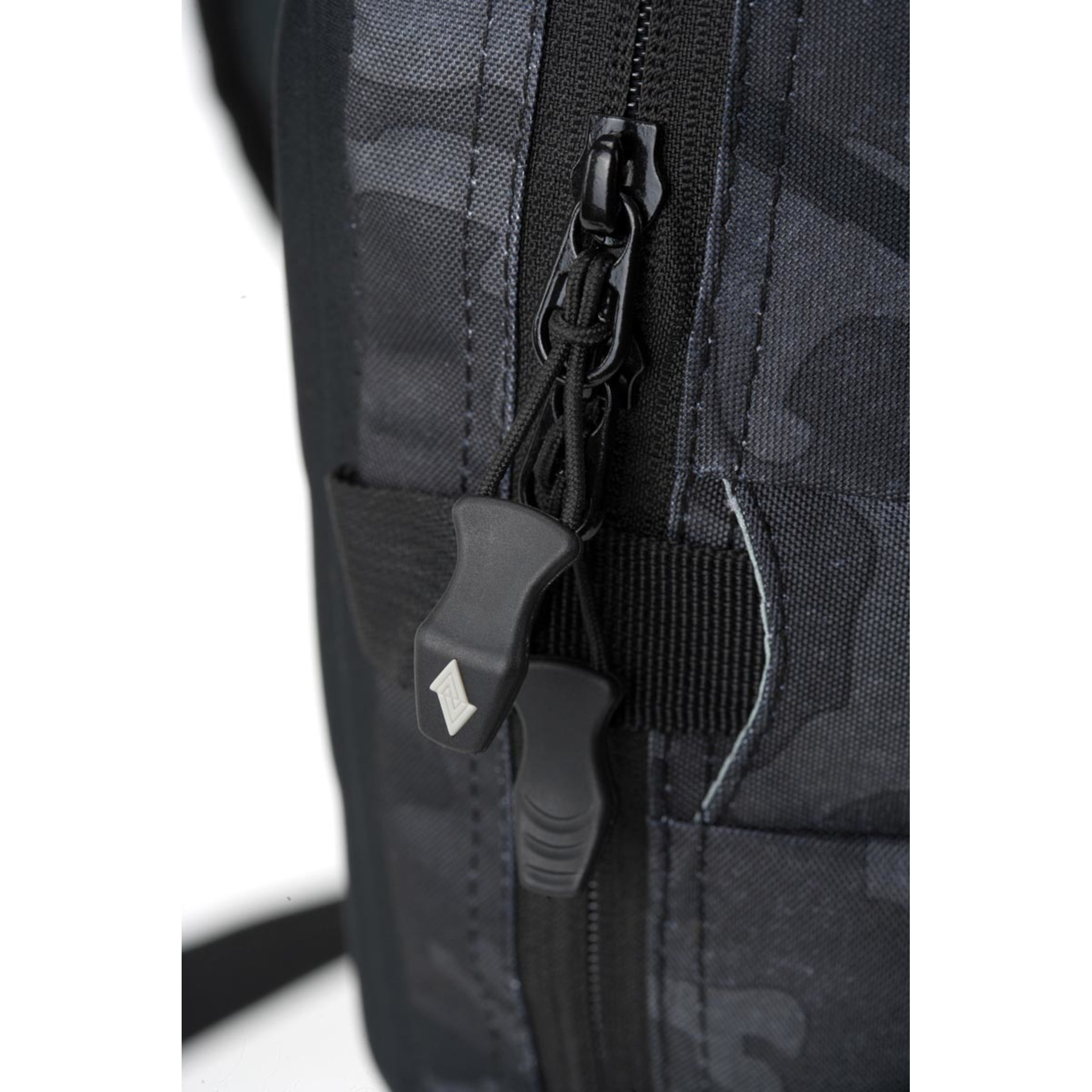 Snowboardrucksack ROVER 14 - Forged Camo