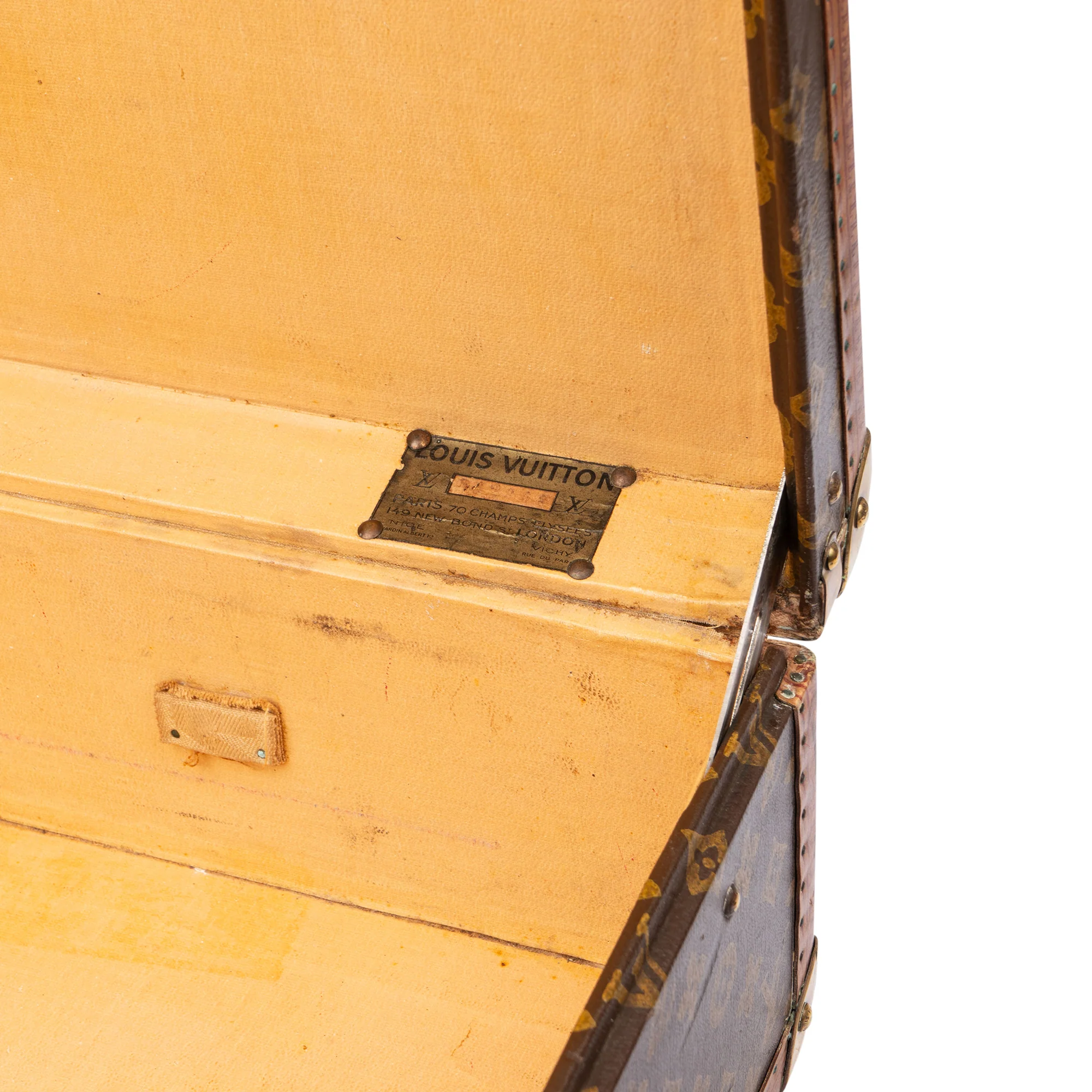 Louis Vuitton Canvas Monogram 1900s Koffer 70