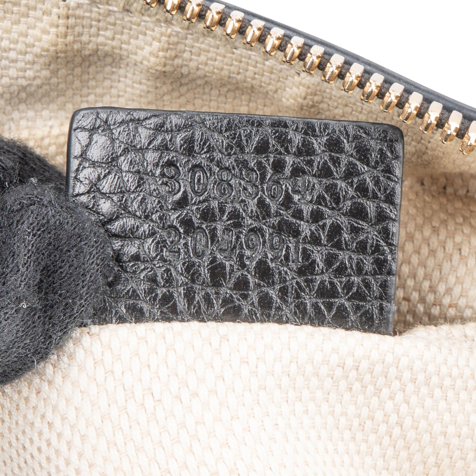 Gucci - GG Soho Disco Crossbody Bag