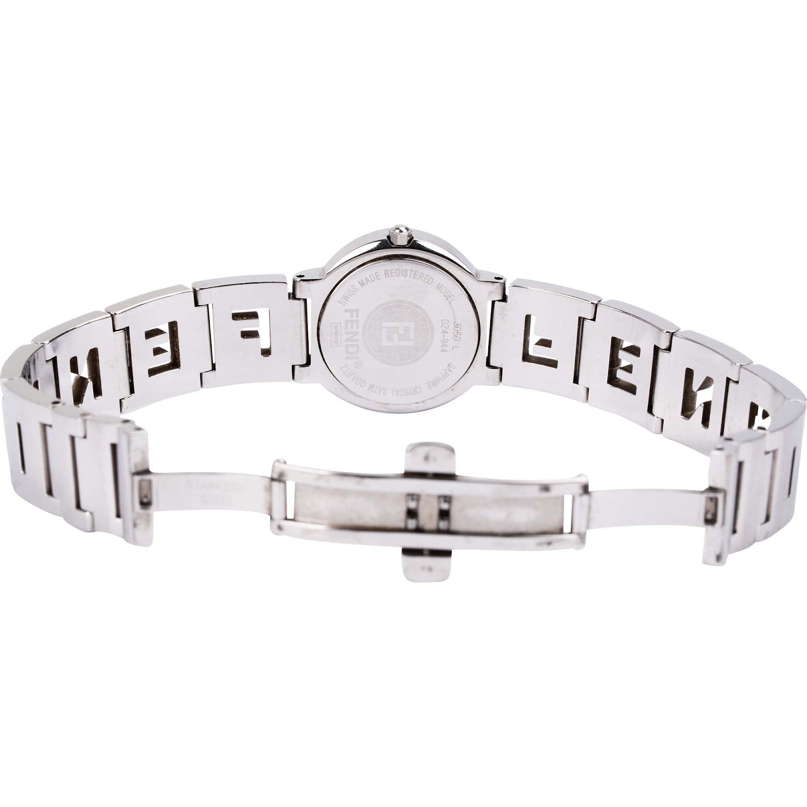 Fendi Silver Tone Emblem Bracelet 3050L Damenuhr