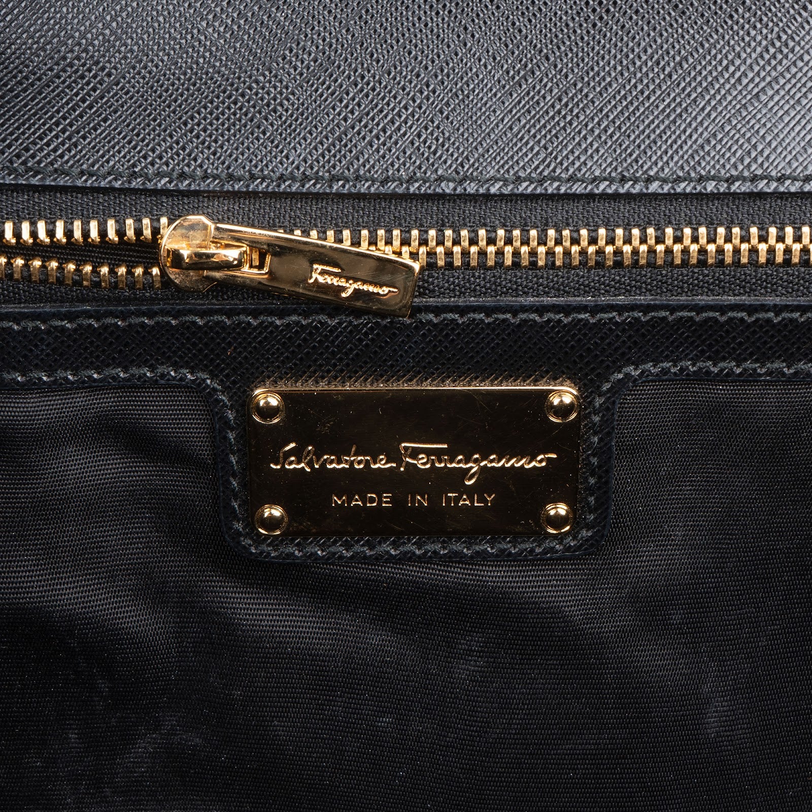 Salvatore Ferragamo - Vara Bow Flap Crossbody Bag