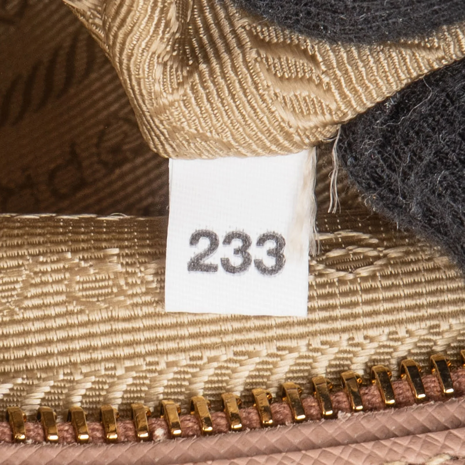 Prada Saffiano Vernice Galleria Handbag