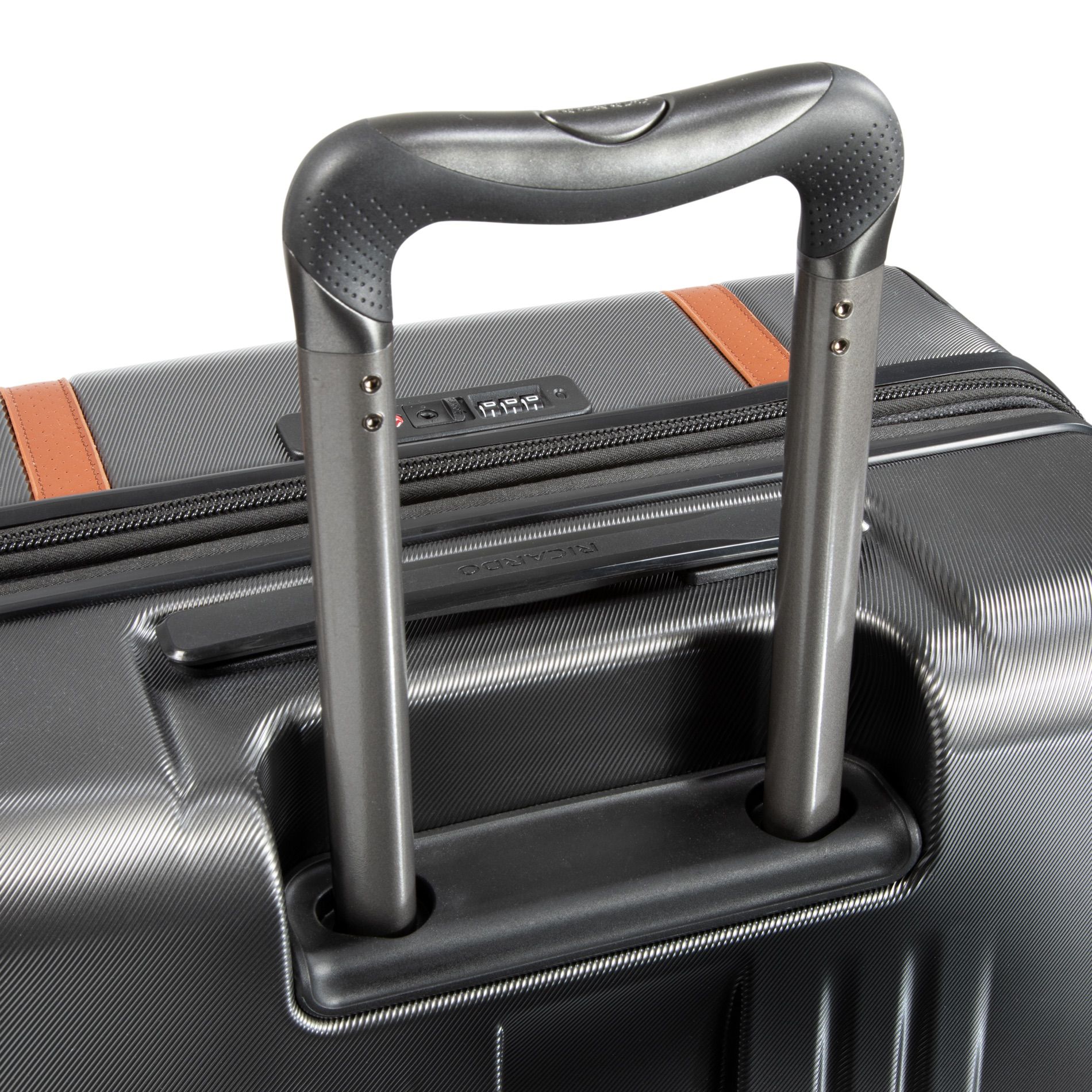 Walizka Montecito 2.0 Trolley M (67 cm) z możliwością rozszerzenia