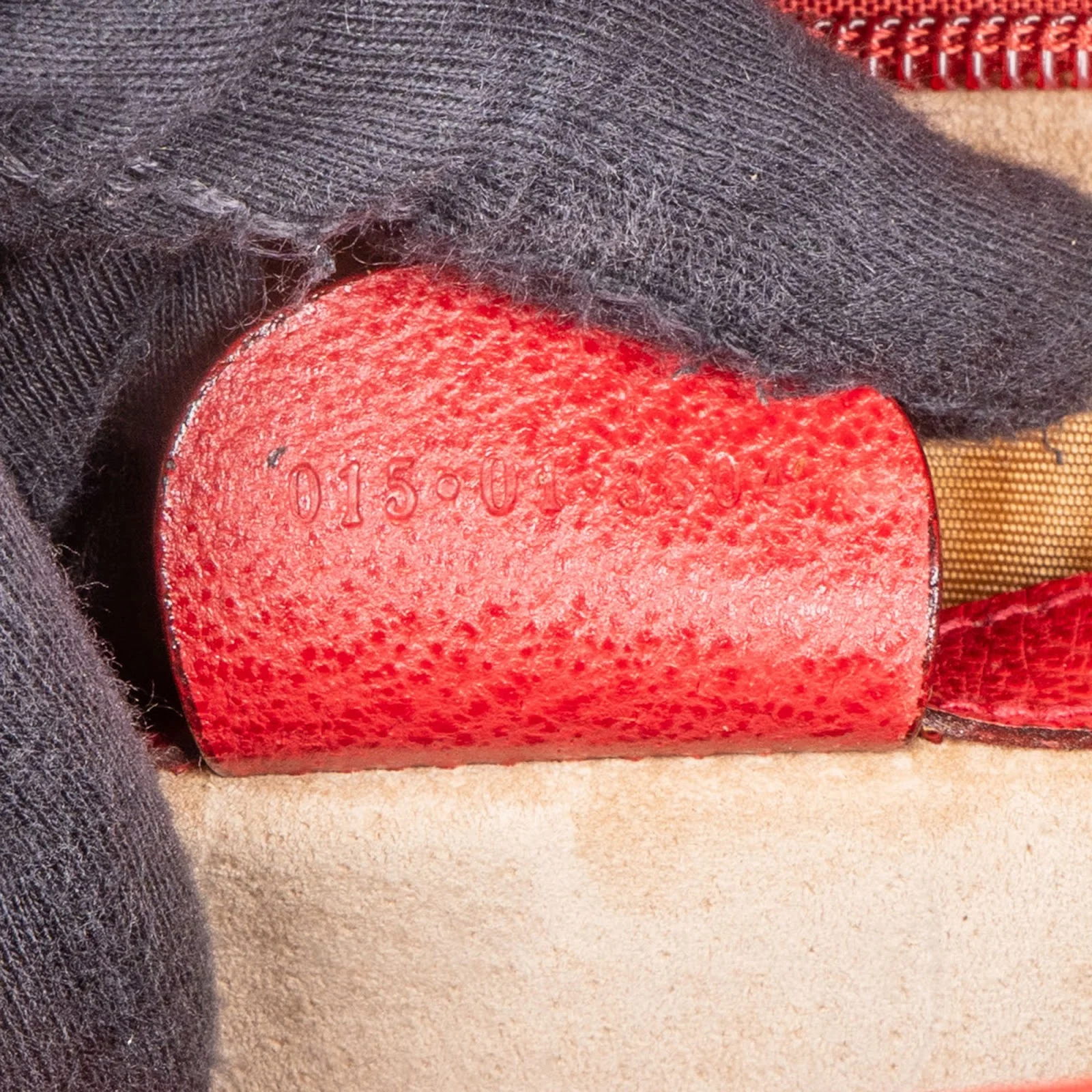 Gucci Red Grained Leather Bamboo Aktentasche Crossbody