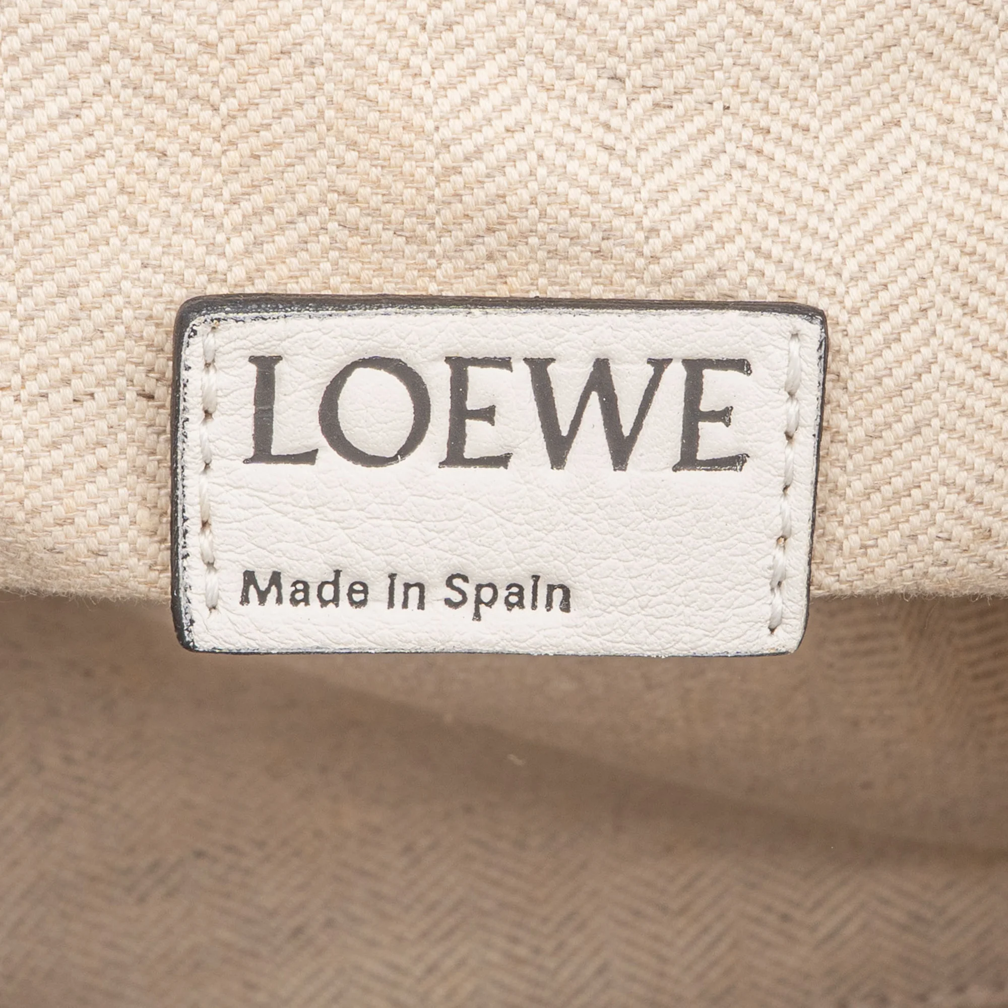 Loewe White Leather Puzzle Handbag
