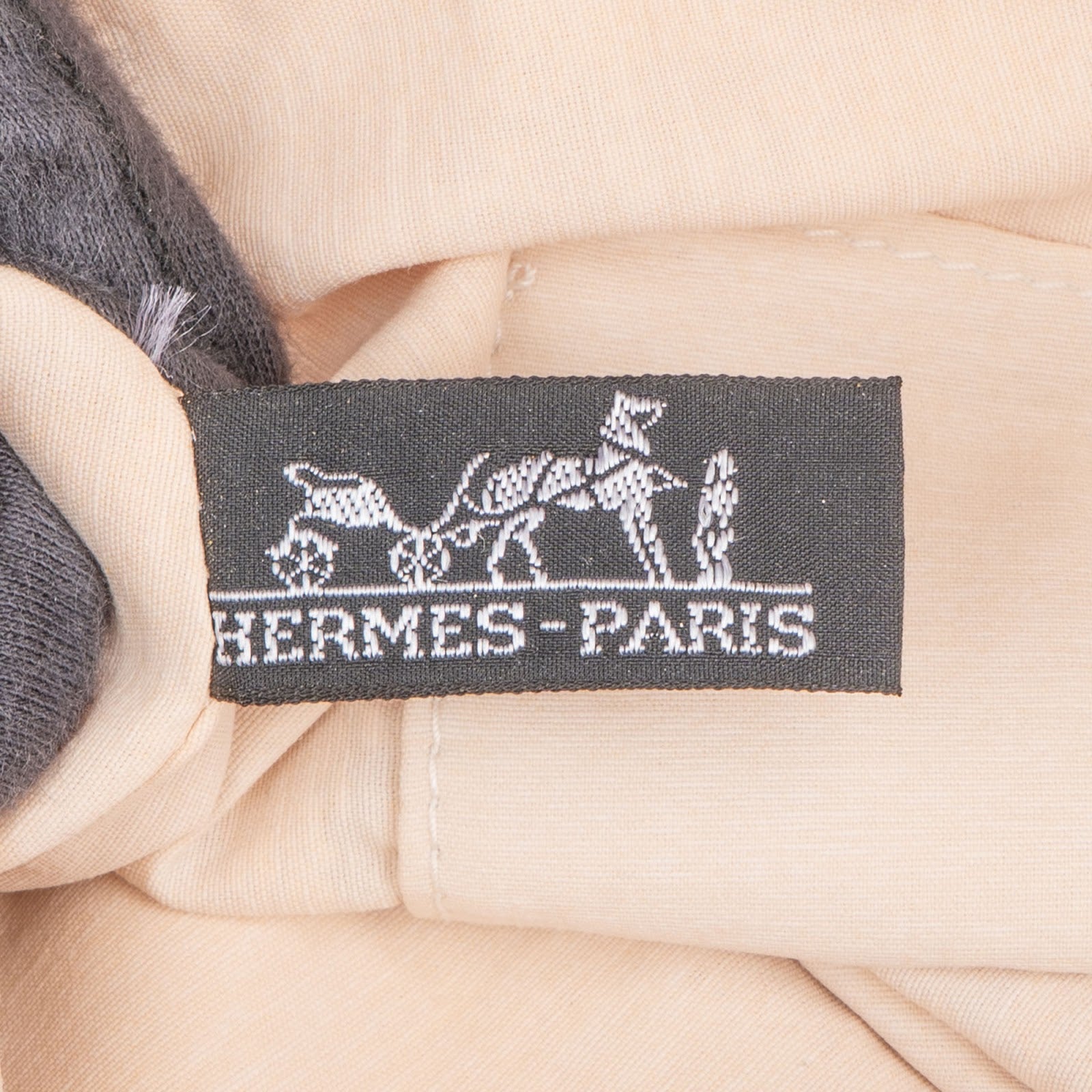 Hermès White Cotton Bolide Toiletry Bag