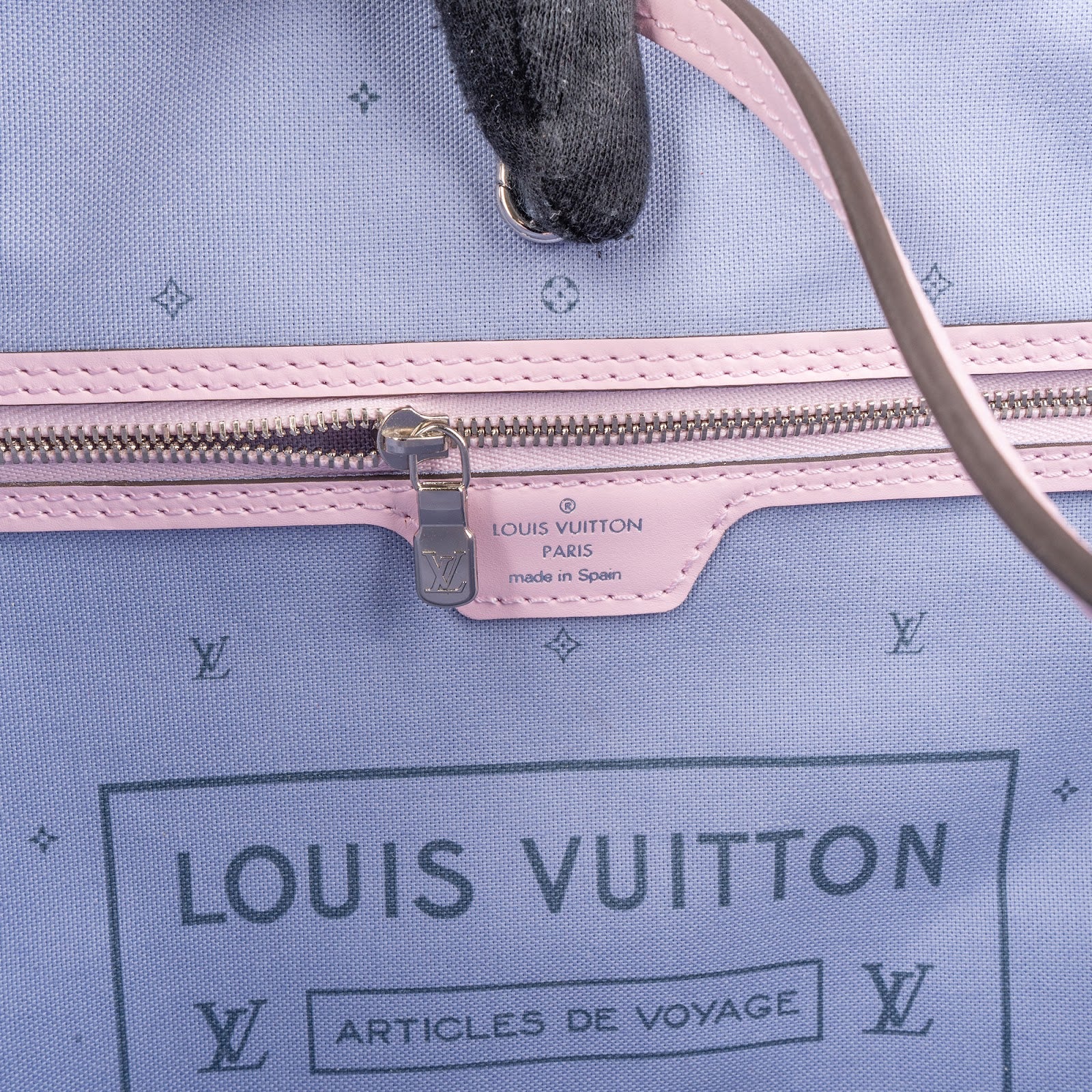Louis Vuitton Monogram Giant Escale Neverfull MM Shoulder Bag