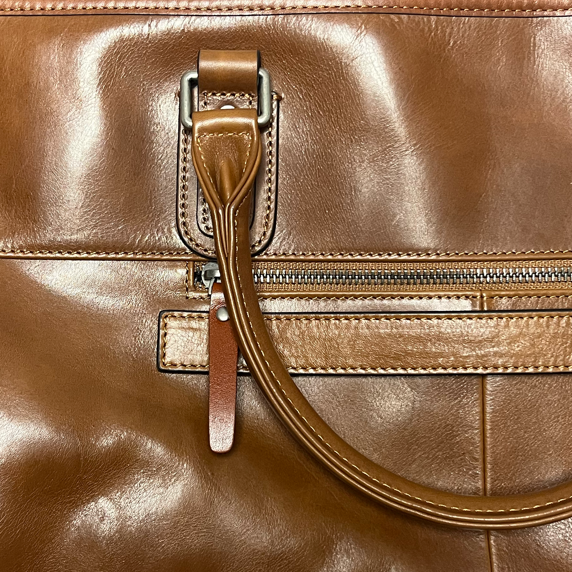 Weekender aus braunem Leder